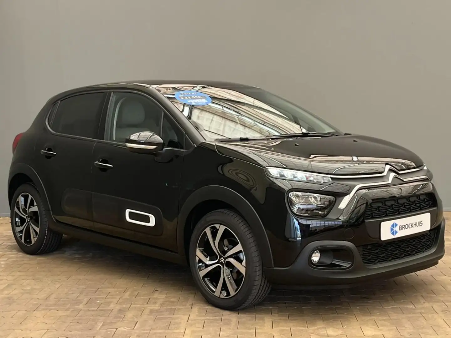 Citroen C3 1.2 PureTech Max € 5.324,- Voorraad Voordeel Zwart - 2