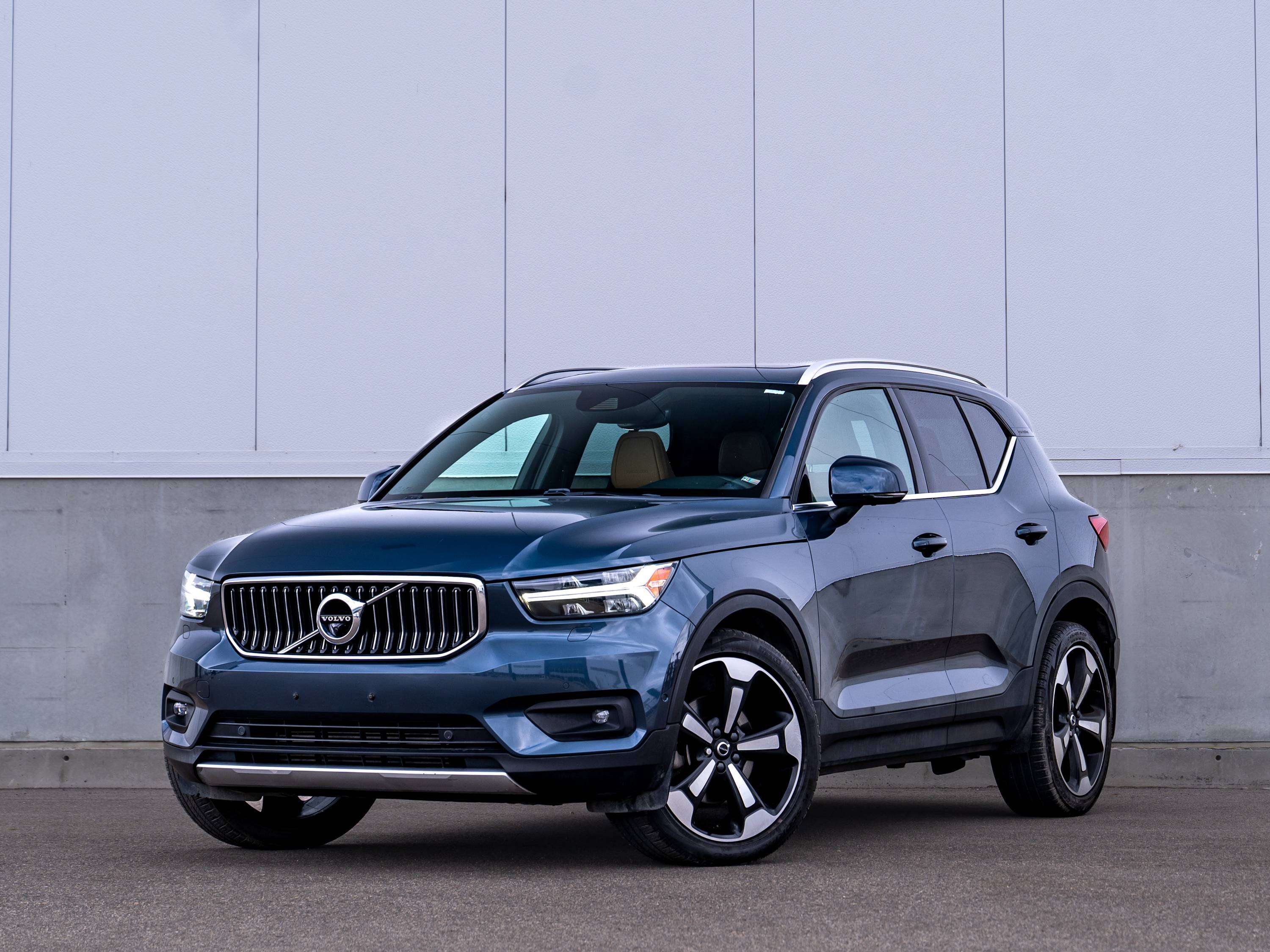 2020 Volvo XC40