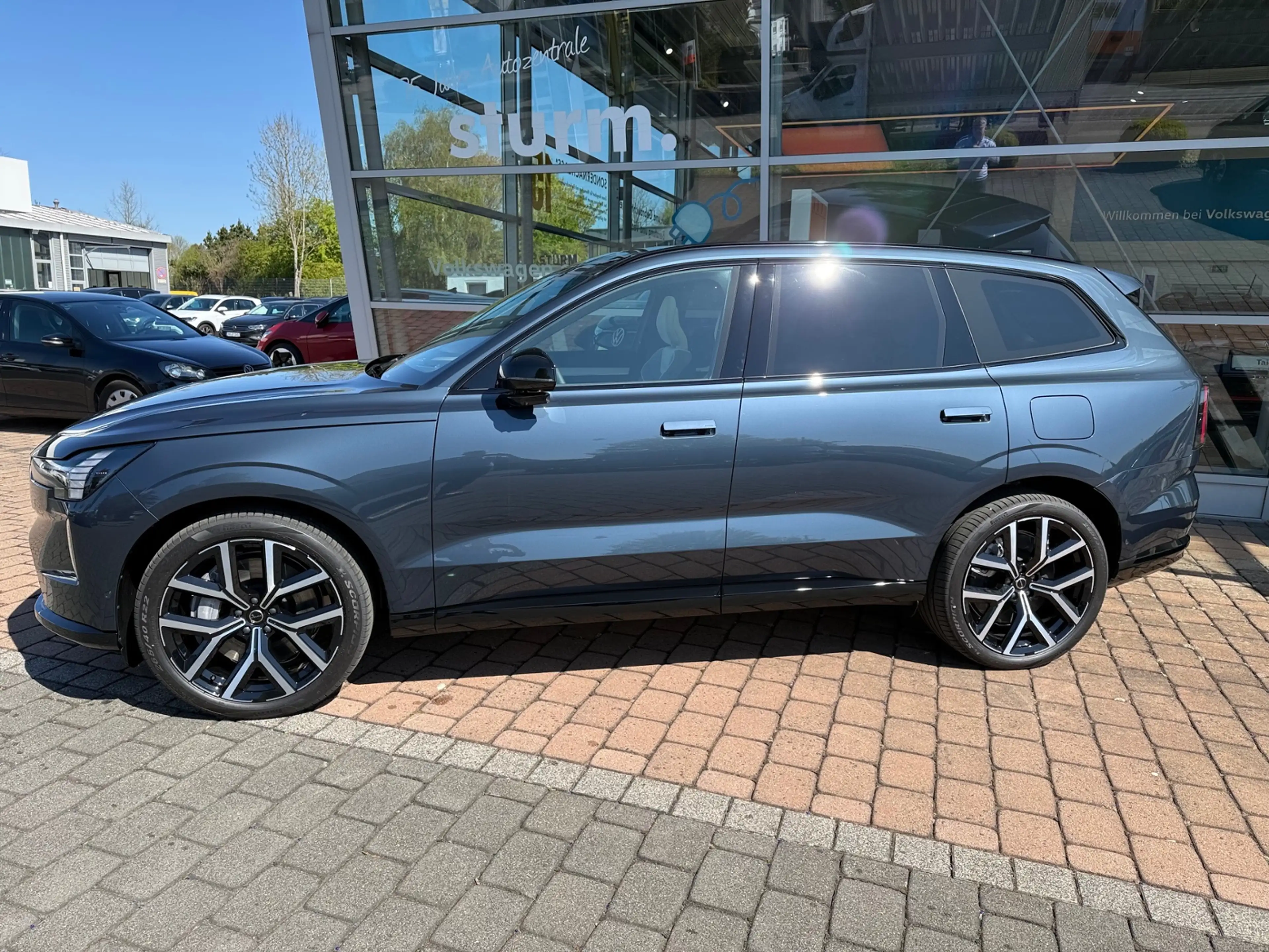 Volvo EX90 Ultra AWD MJ 26 *800V, AHK, Luftf, Pilotassist* — photo 2