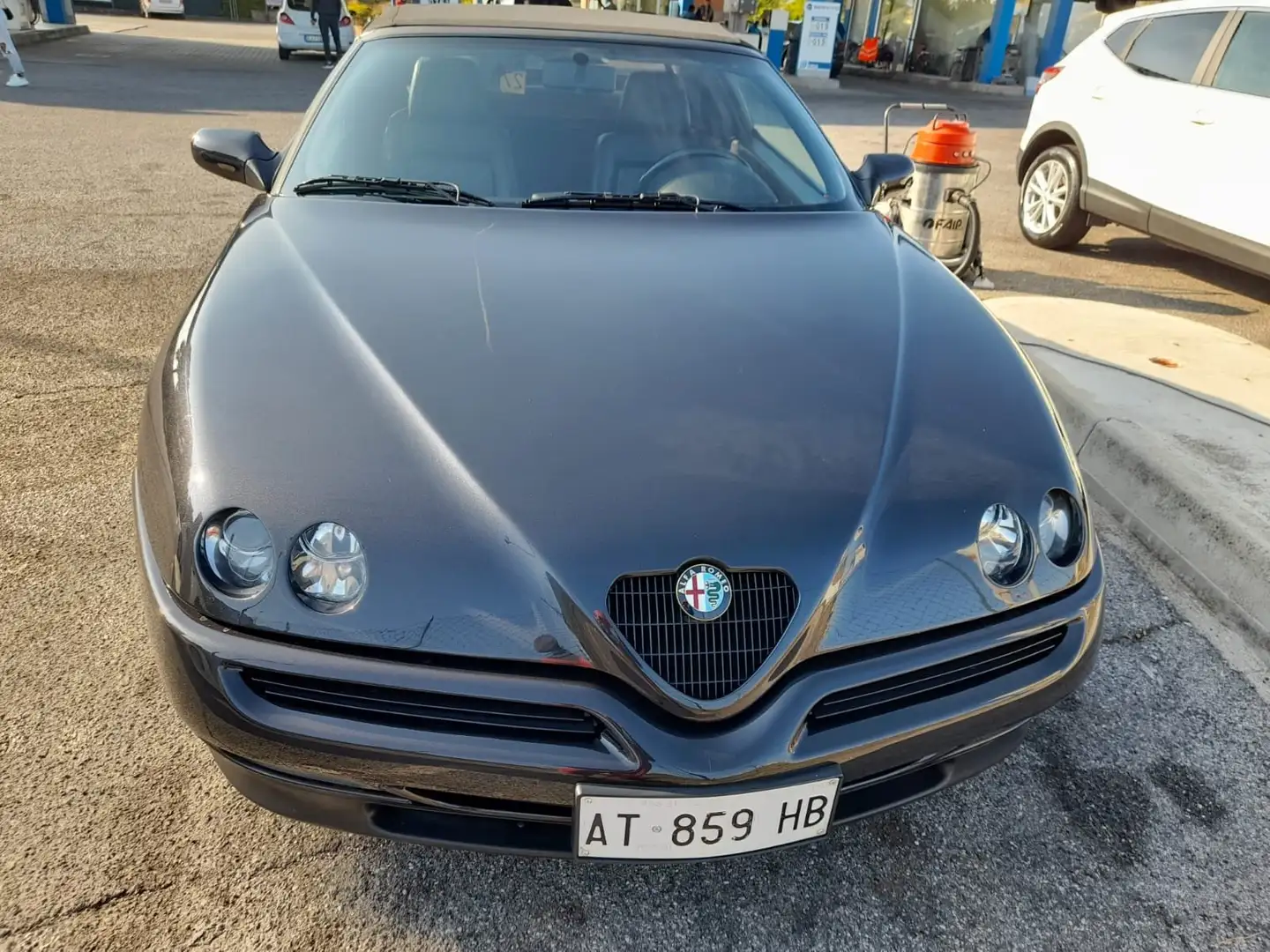 Alfa Romeo Spider 2.0i 16V Twin Spark cat Noir - 2