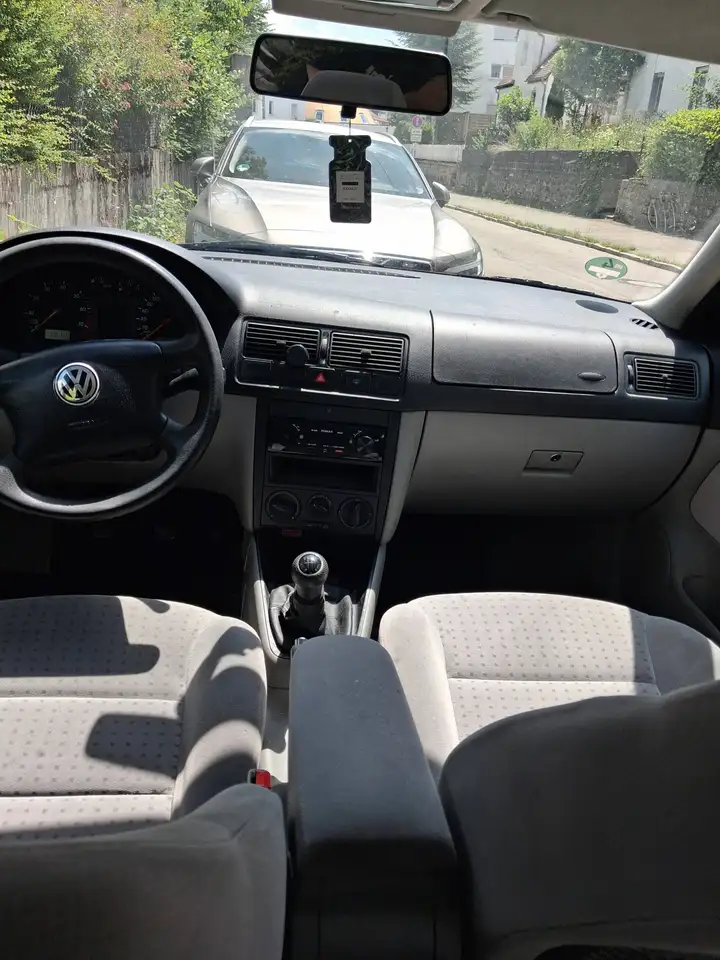 Volkswagen Golf 1.6 Trendline, foto 5