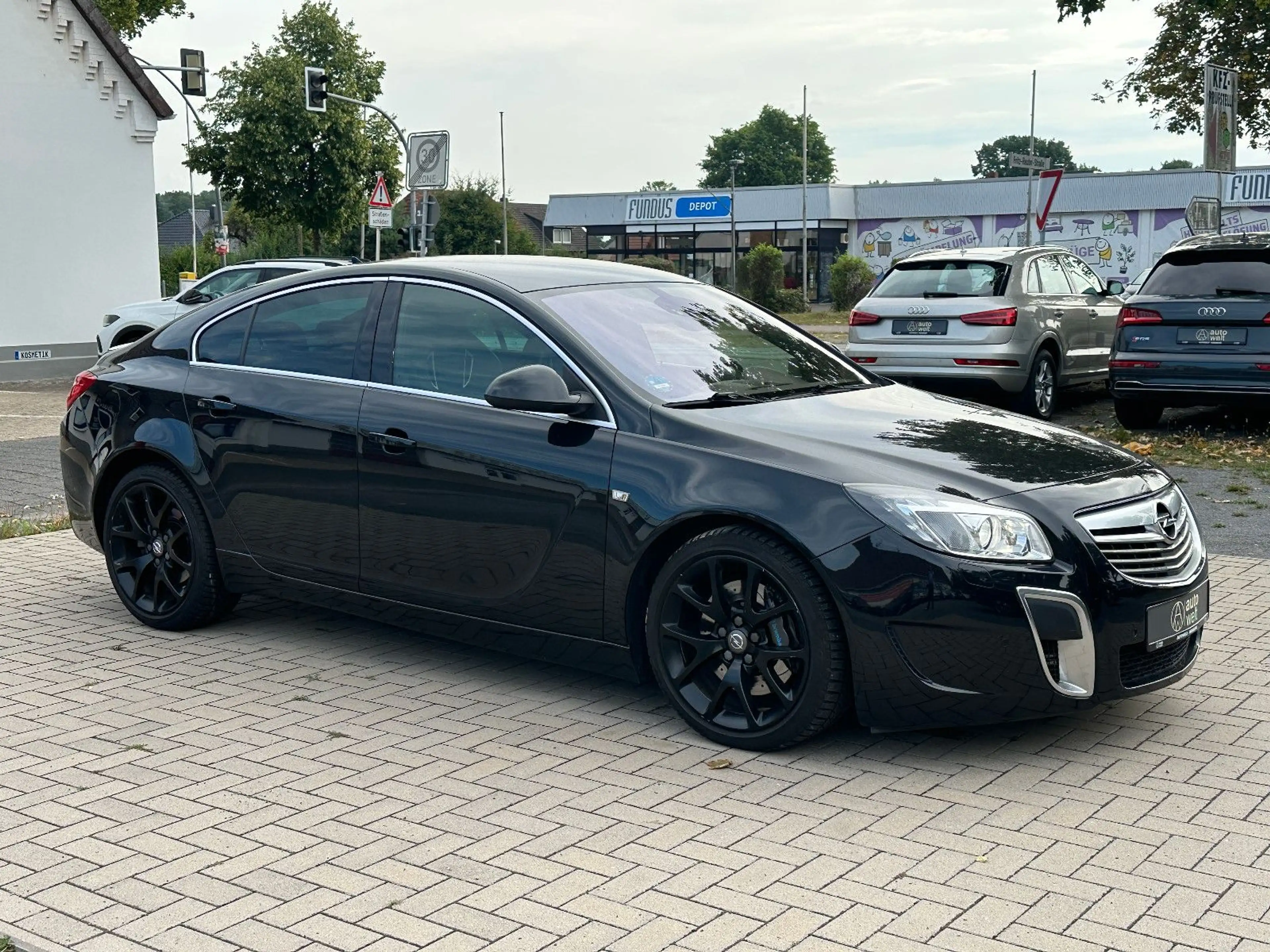 Opel Insignia Limo OPC 4x4, Leder, Recaro, Brembo — photo 7