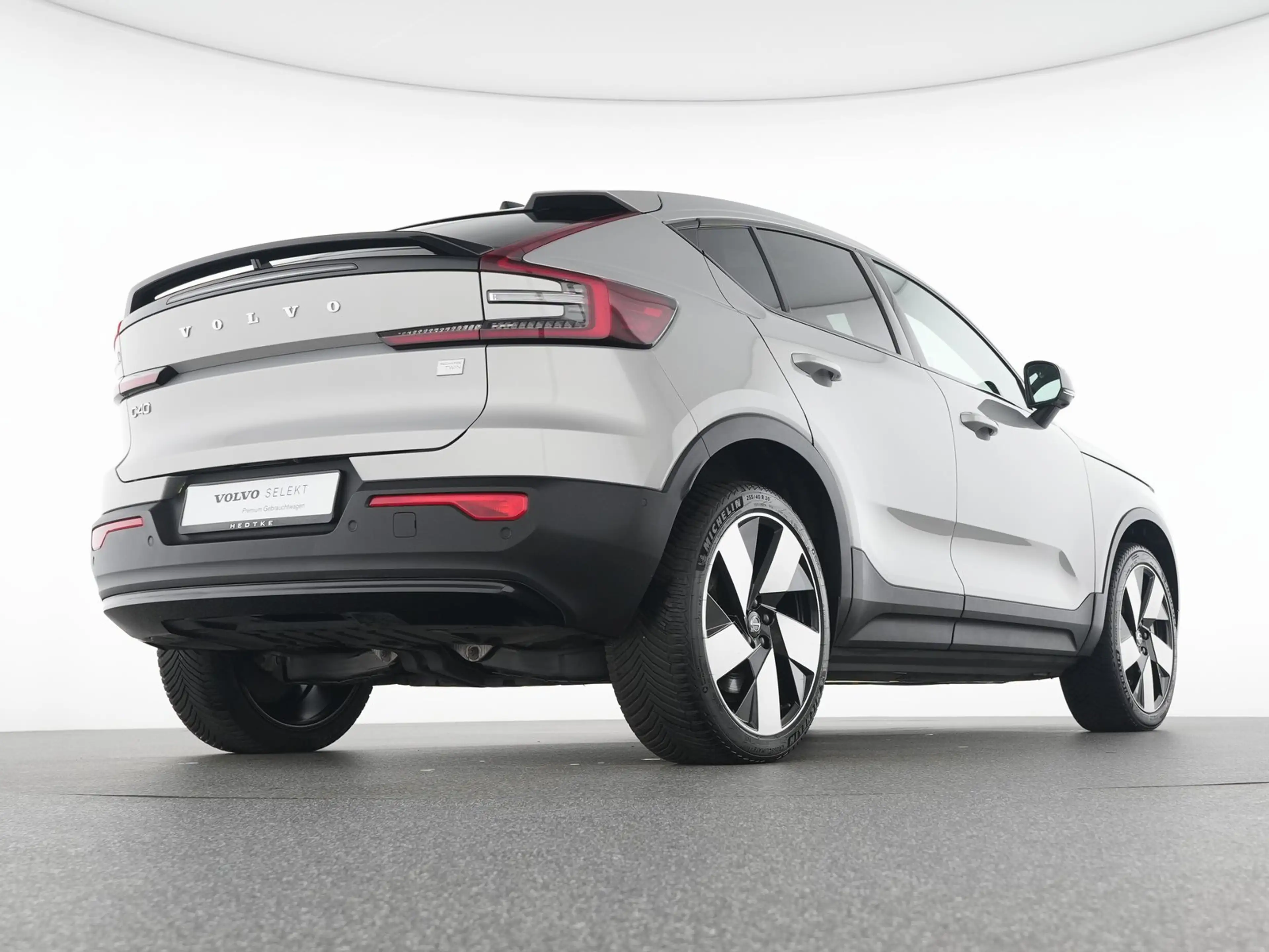 Volvo C40 Recharge TWIN AWD Ultimate 20"+AHK+WINTER-PA — photo 8