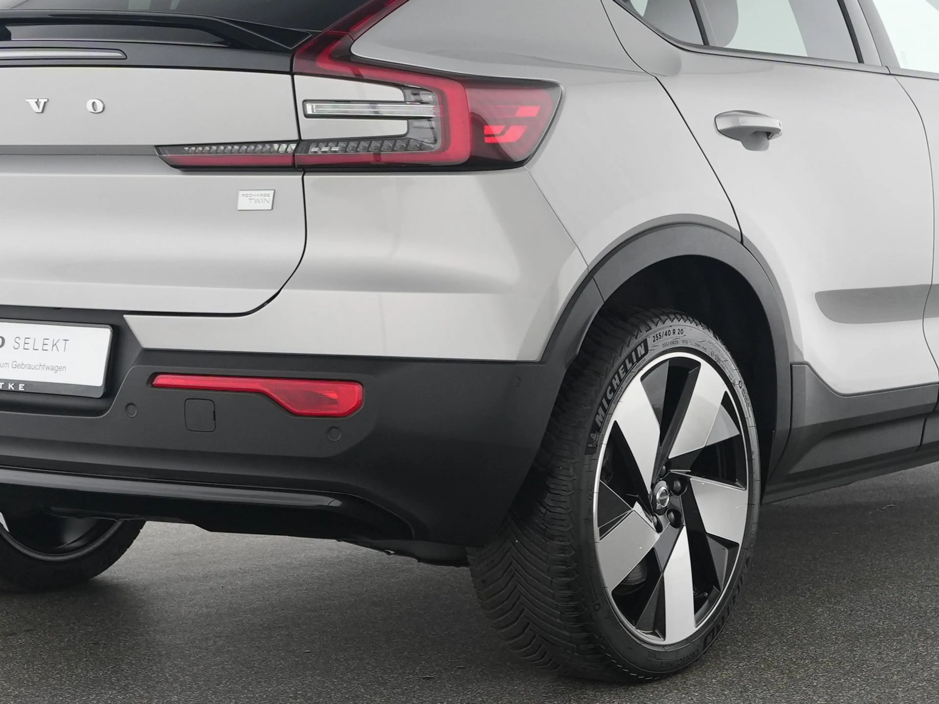 Volvo C40 Recharge TWIN AWD Ultimate 20"+AHK+WINTER-PA — photo 10