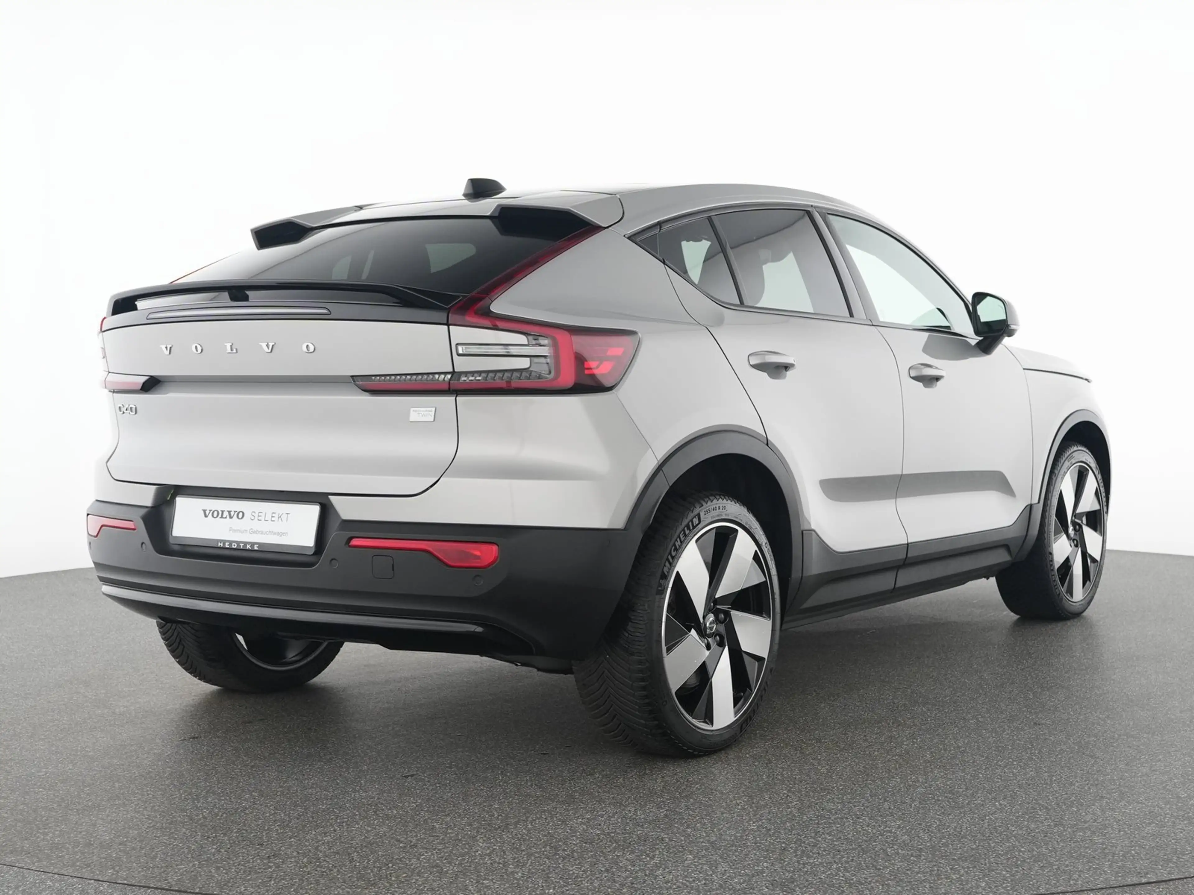 Volvo C40 Recharge TWIN AWD Ultimate 20"+AHK+WINTER-PA — photo 2