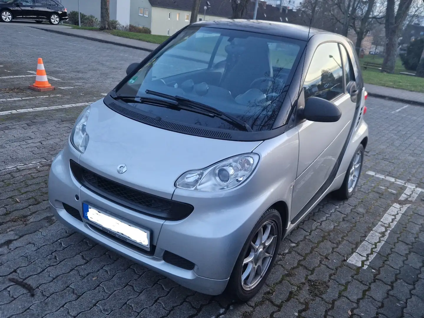 smart forTwo smart fortwo cdi coupe softouch passion Silber - 2