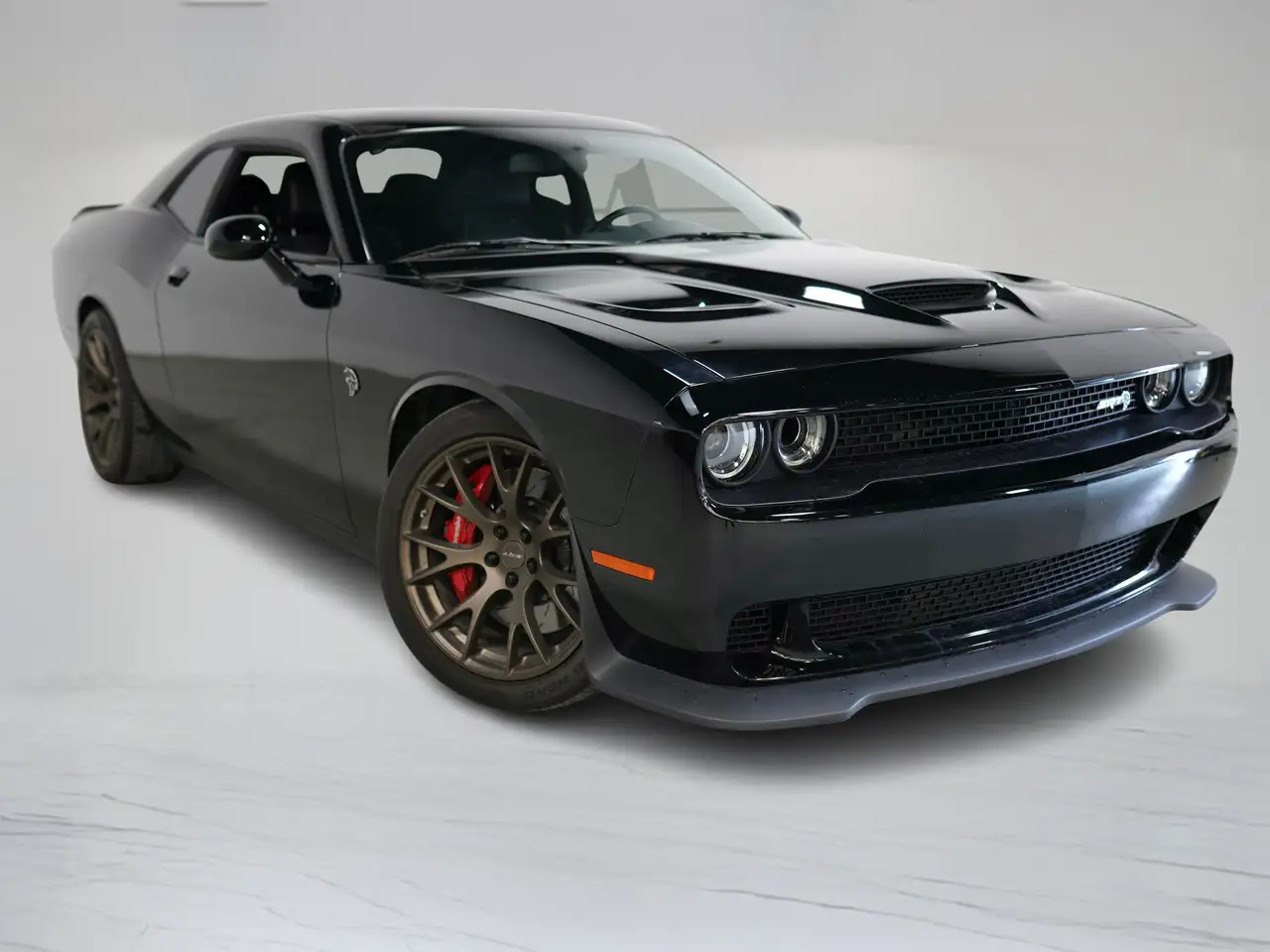 Dodge Challenger снимка Dodge Challenger
