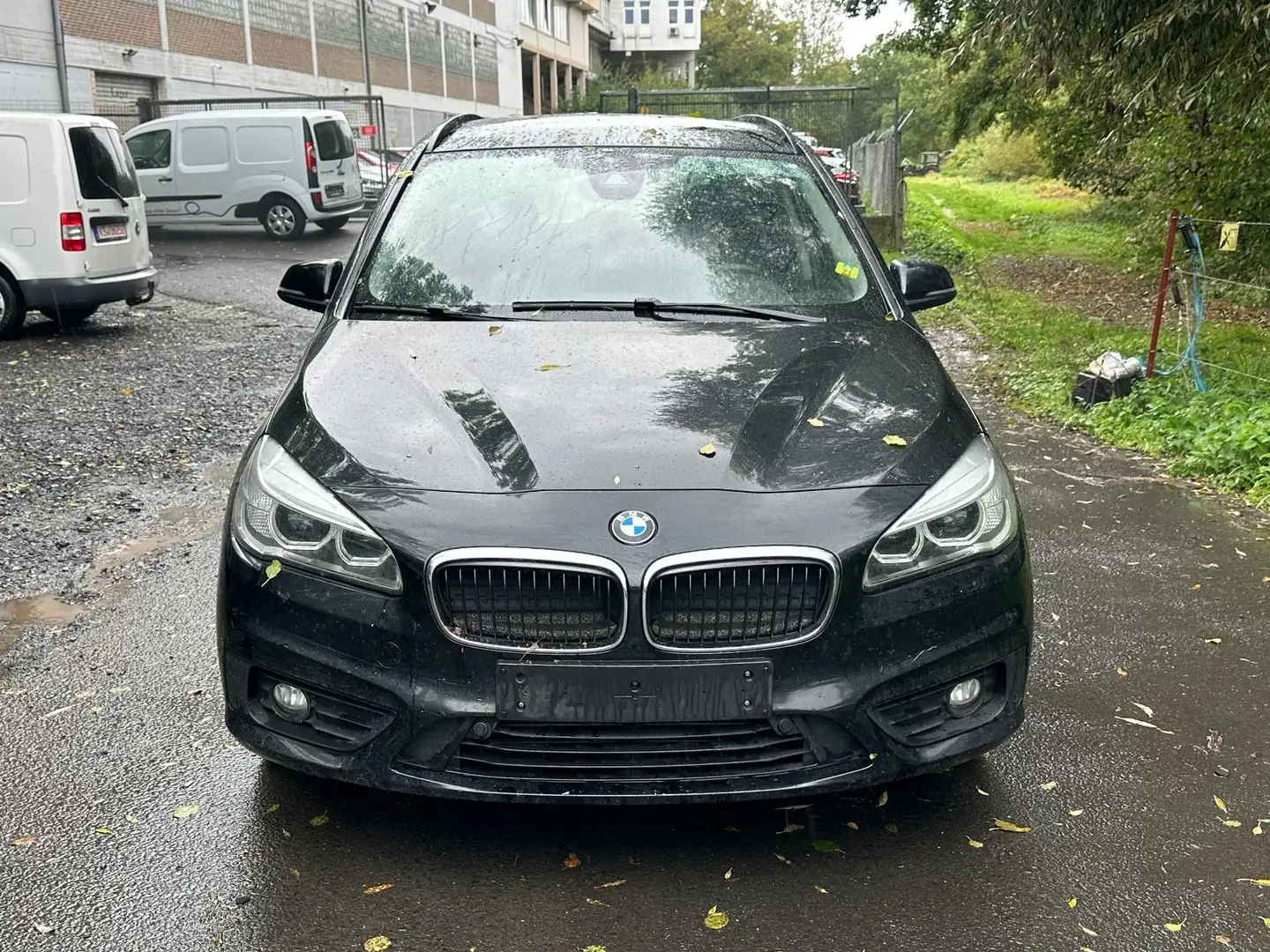 BMW 218 d Gran Tourer Advantage Navi Turbo Schaden Schwarz - 2