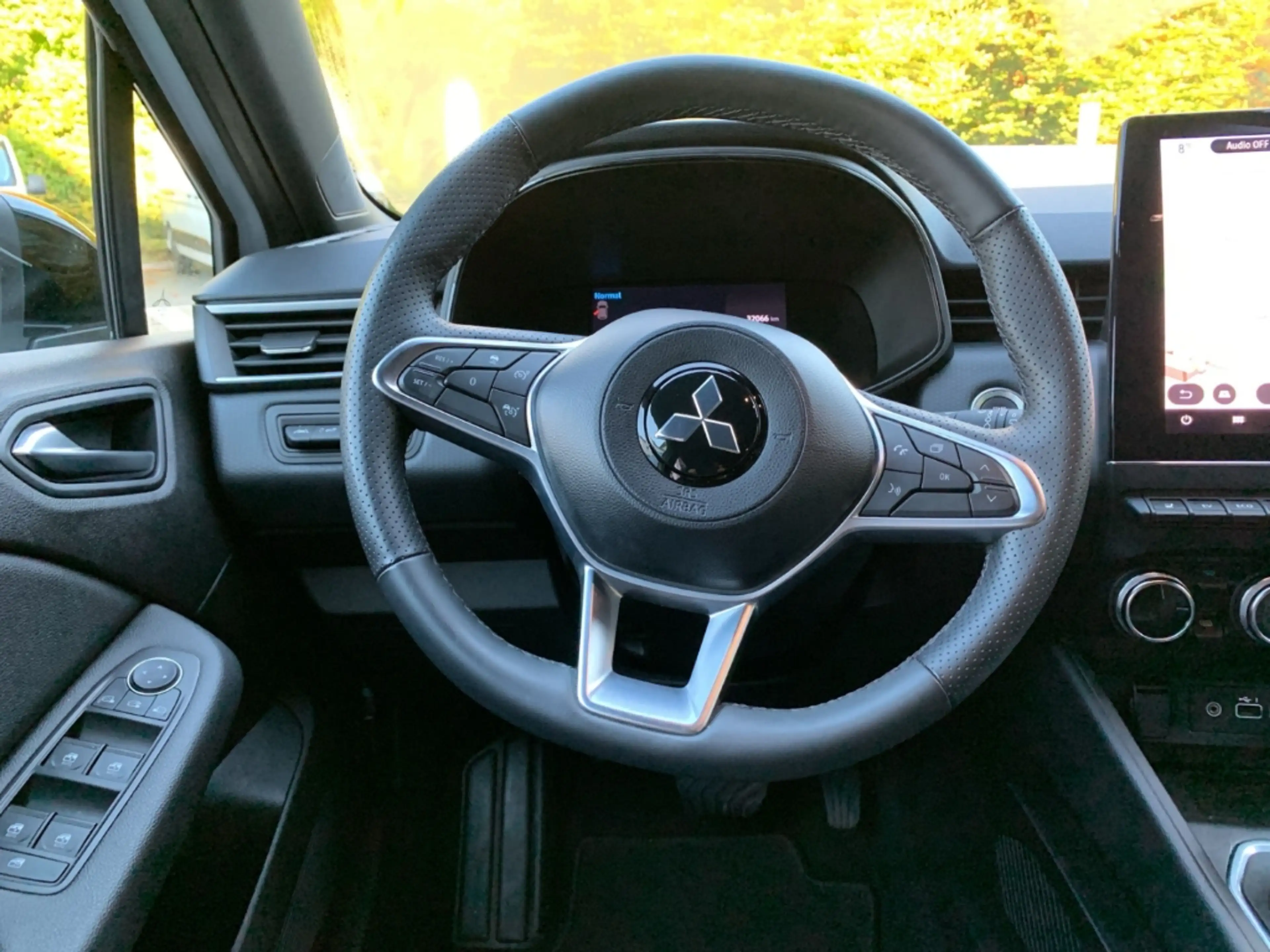 Mitsubishi Colt INTRO EDITION HYBRID 1.6 RFK+SHZ+NAVI — photo 15
