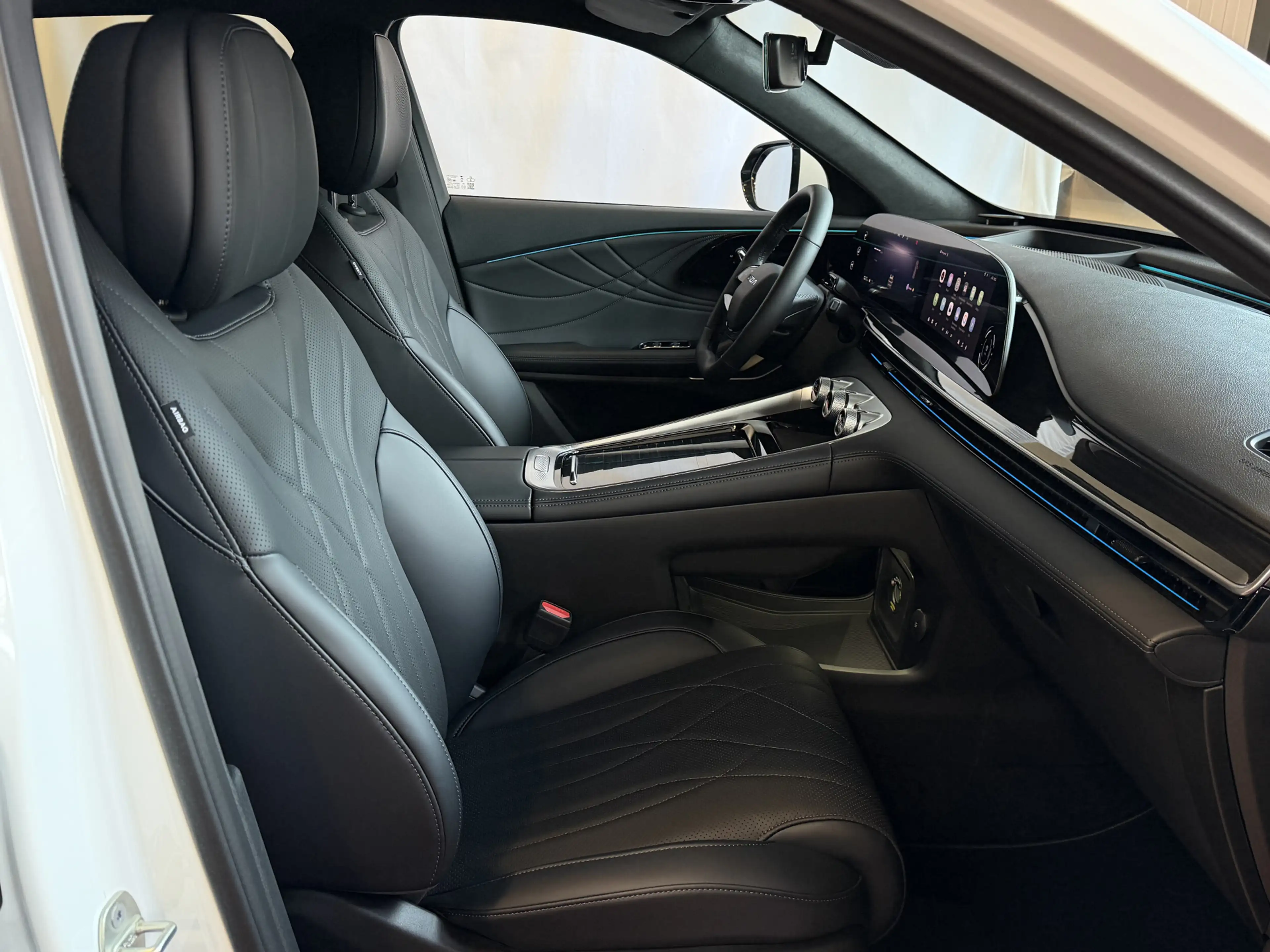 Omoda 9 OMODA 9 PREMIUM AWD 538 PK | Stary White | FABRIEK — photo 35