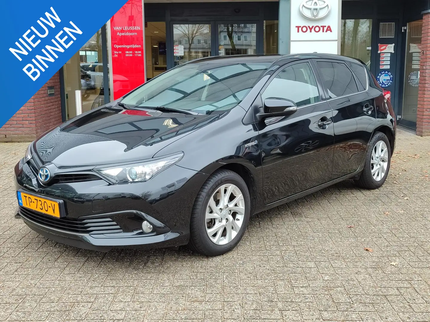 Toyota Auris 1.8 Hybrid ENERGY PLUS PARK-SENSOREN KEYLESS NAVI Noir - 1
