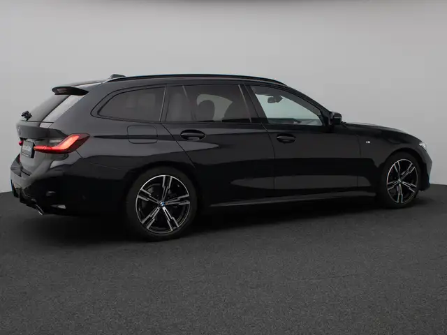 BMW 3 Series view 6