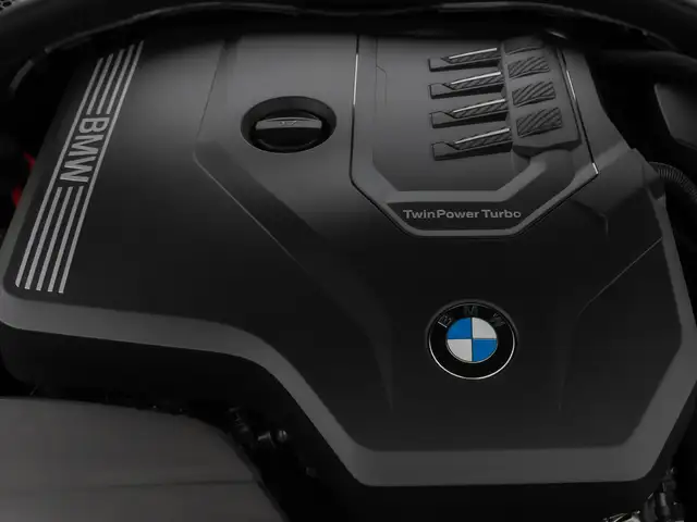 BMW 3 Series view 15