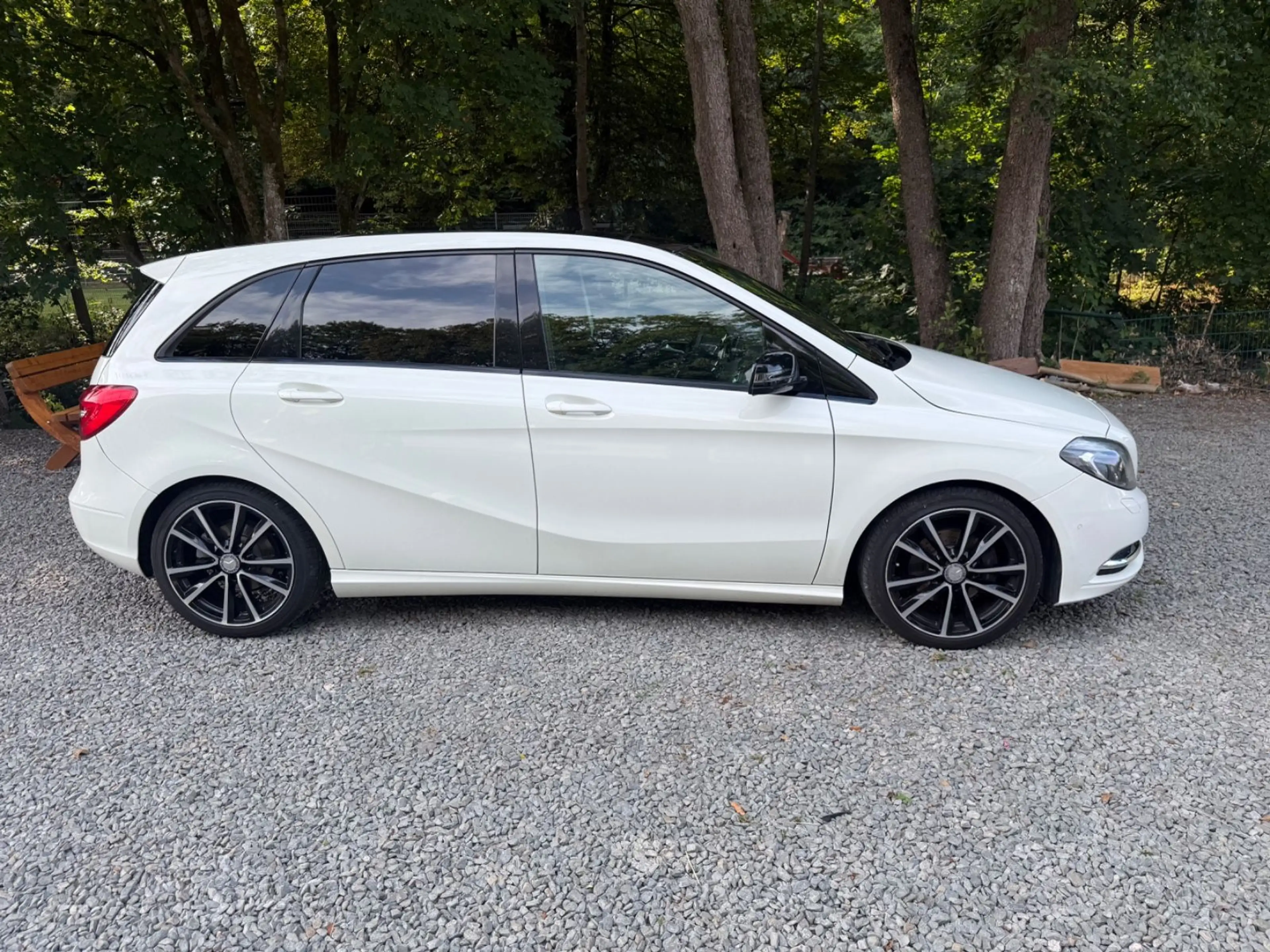 Mercedes-Benz B 180 CDI / d Navi Schiebedach — photo 2
