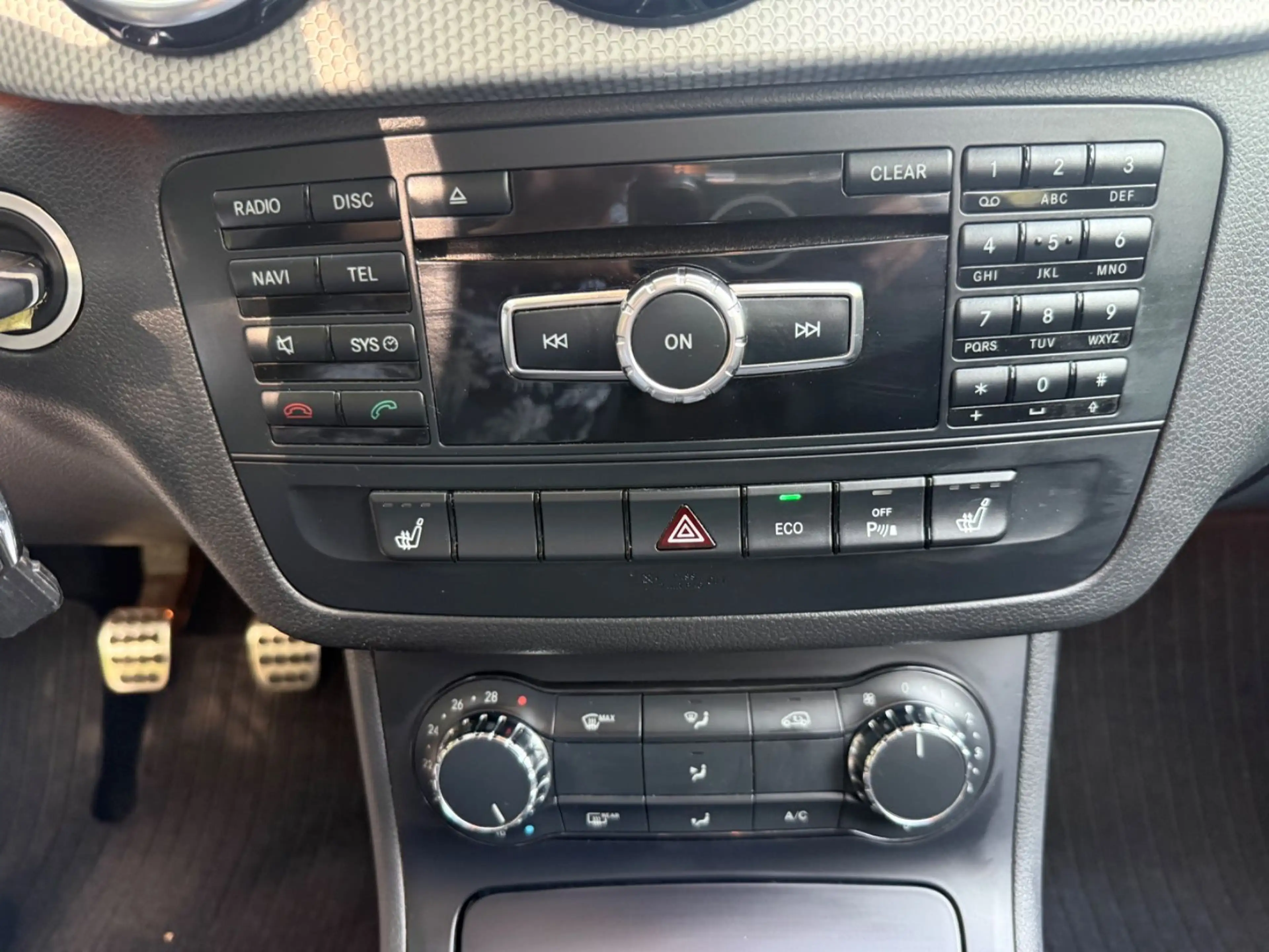 Mercedes-Benz B 180 CDI / d Navi Schiebedach — photo 12