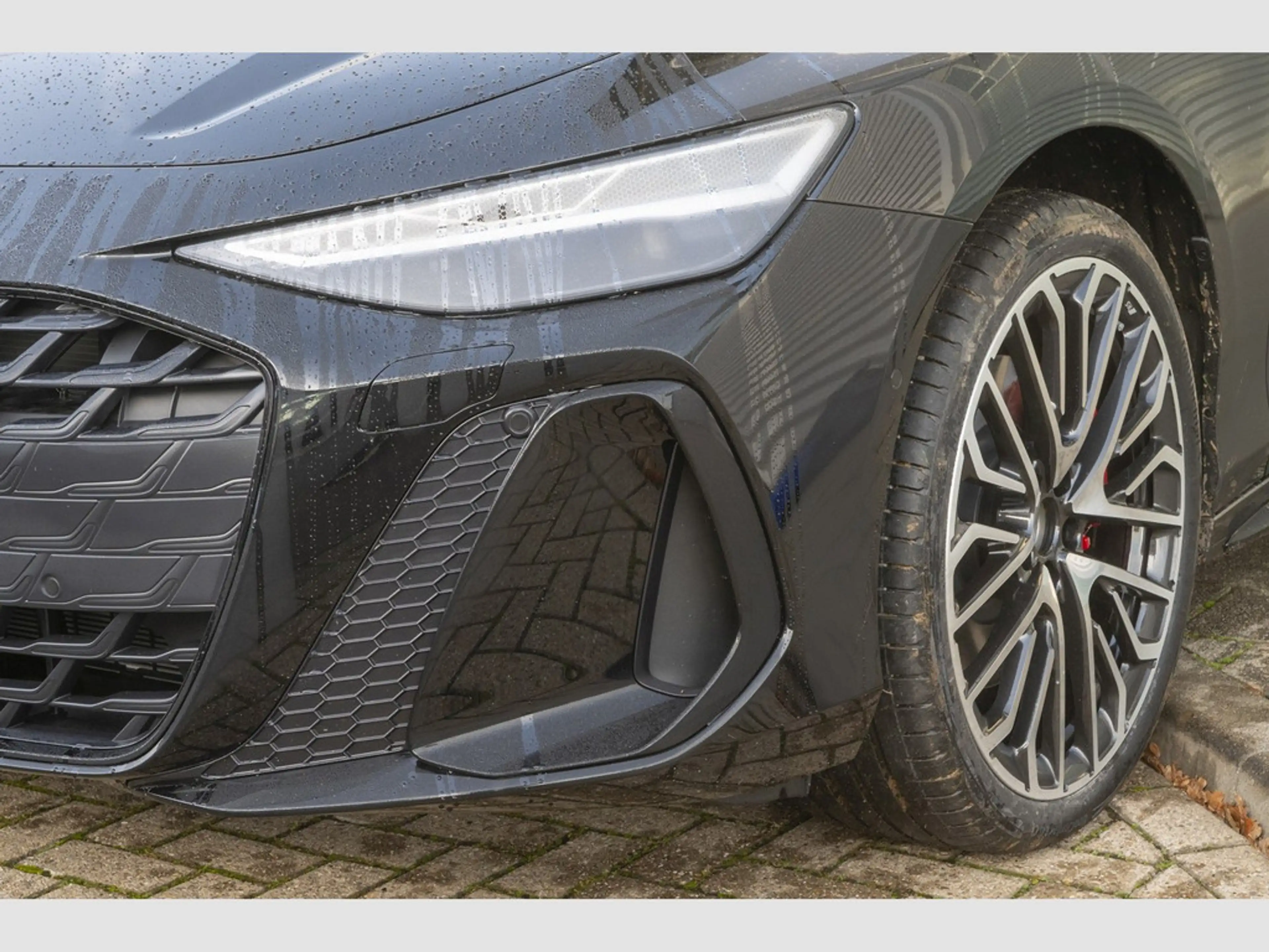 Audi A6 Avant S line quattro 'MatrixLED|Stanheiz|AHK|B&O — photo 5