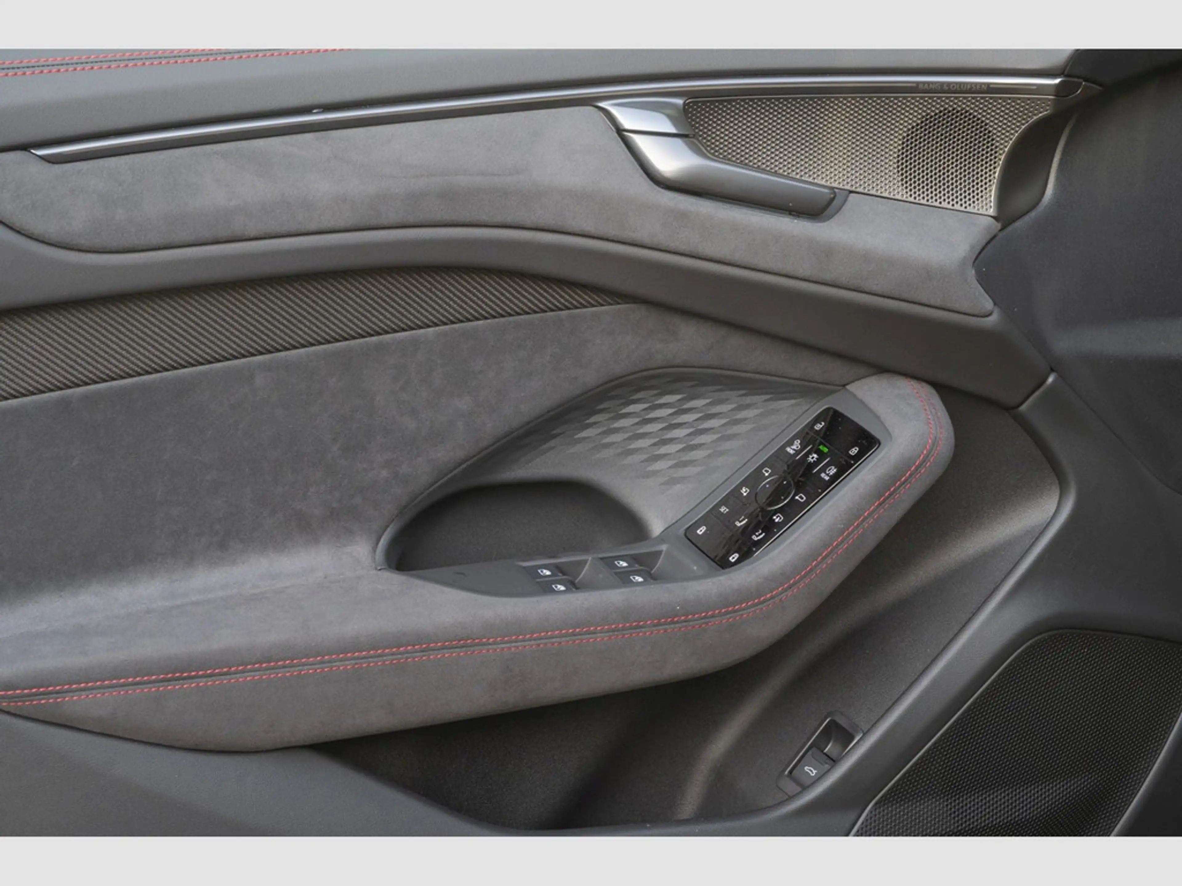 Audi A6 Avant S line quattro 'MatrixLED|Stanheiz|AHK|B&O — photo 15