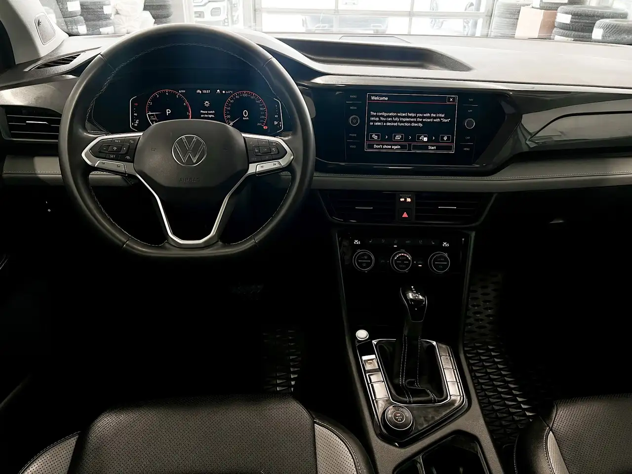 Volkswagen Taos снимка Volkswagen Taos