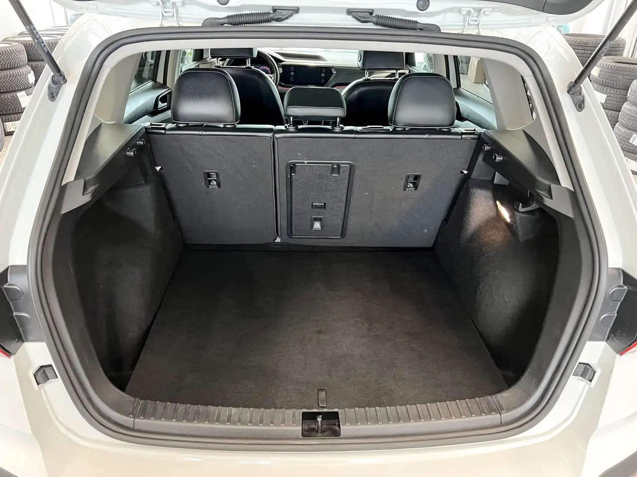 Volkswagen Taos снимка Volkswagen Taos