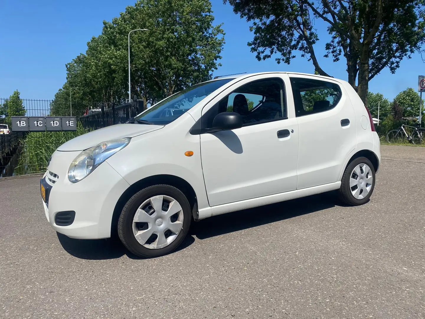 Suzuki Alto 1.0 Comfort AUTOMAAT 1E EIGENAAR ONDERHOUDEN Wit - 2