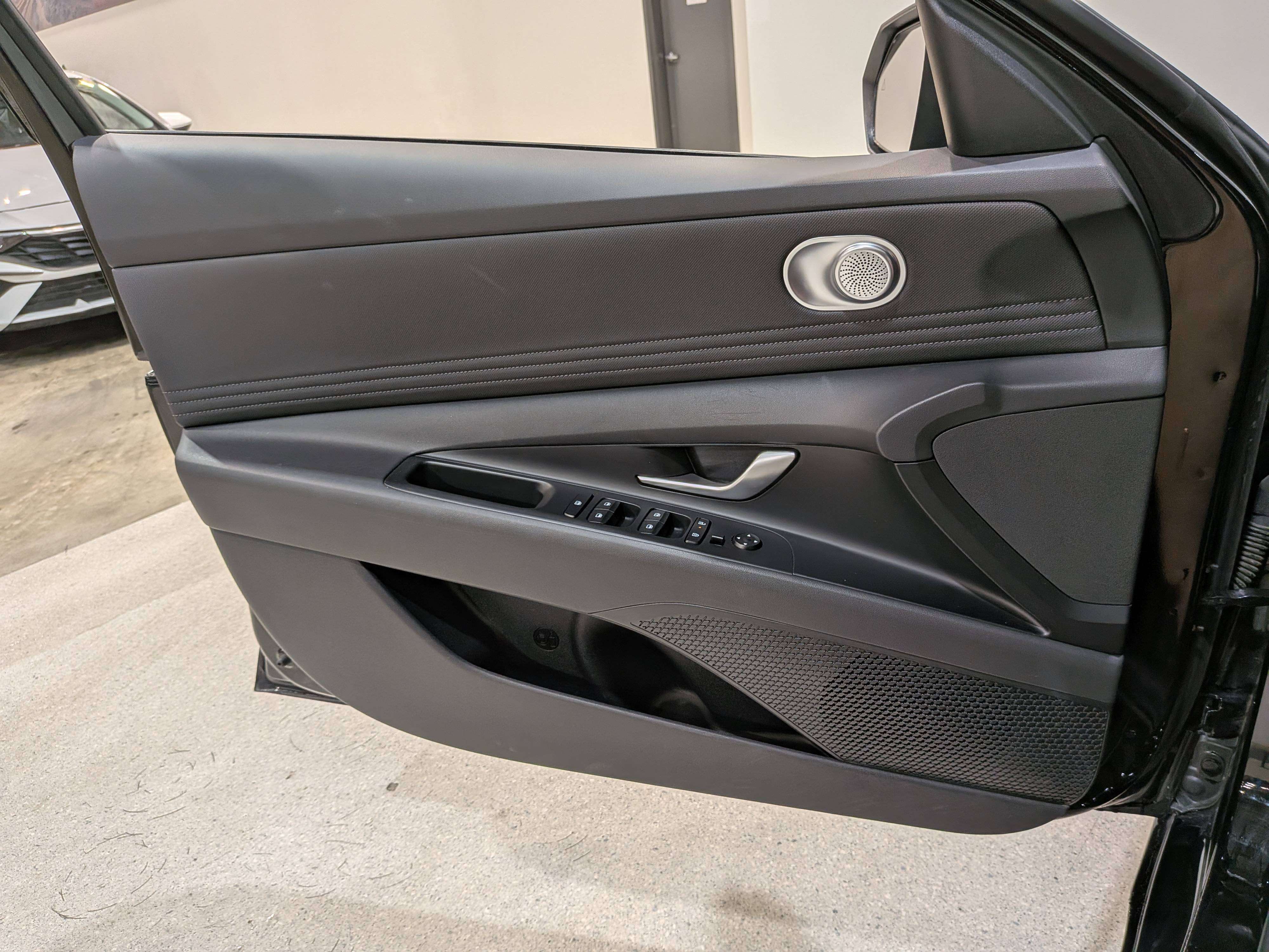 Hyundai Elantra 2025