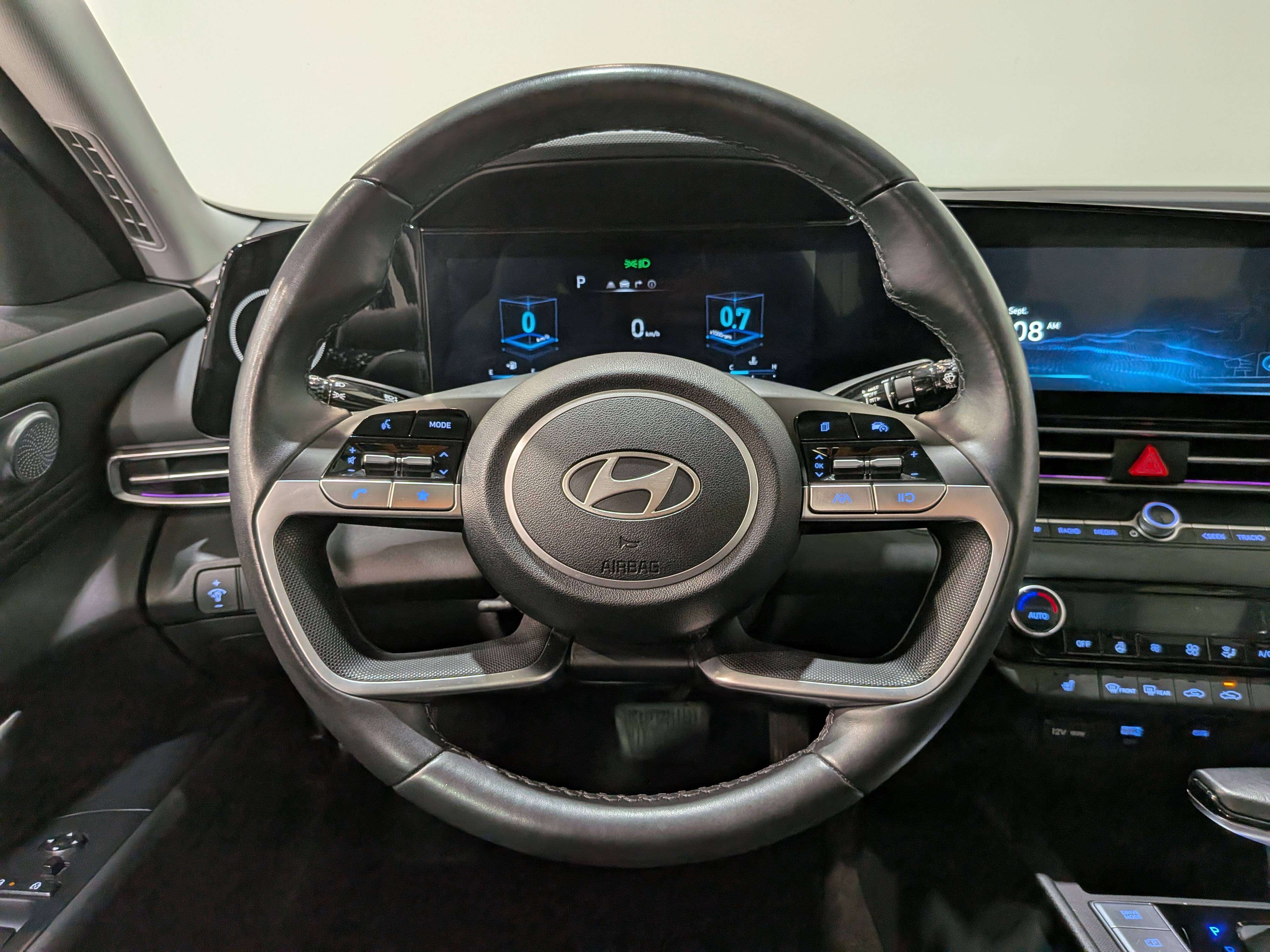 Hyundai Elantra 2025