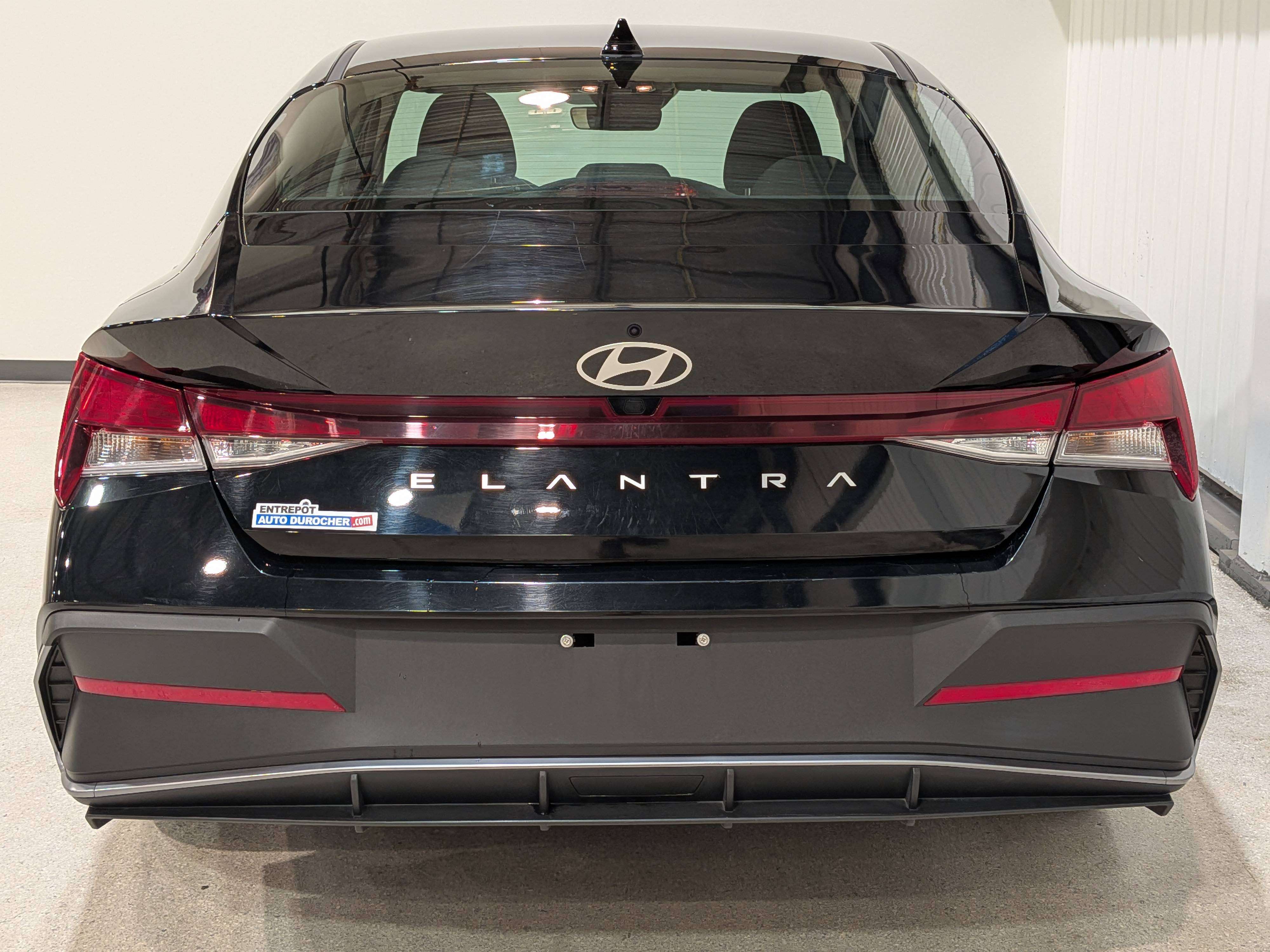 Hyundai Elantra 2025