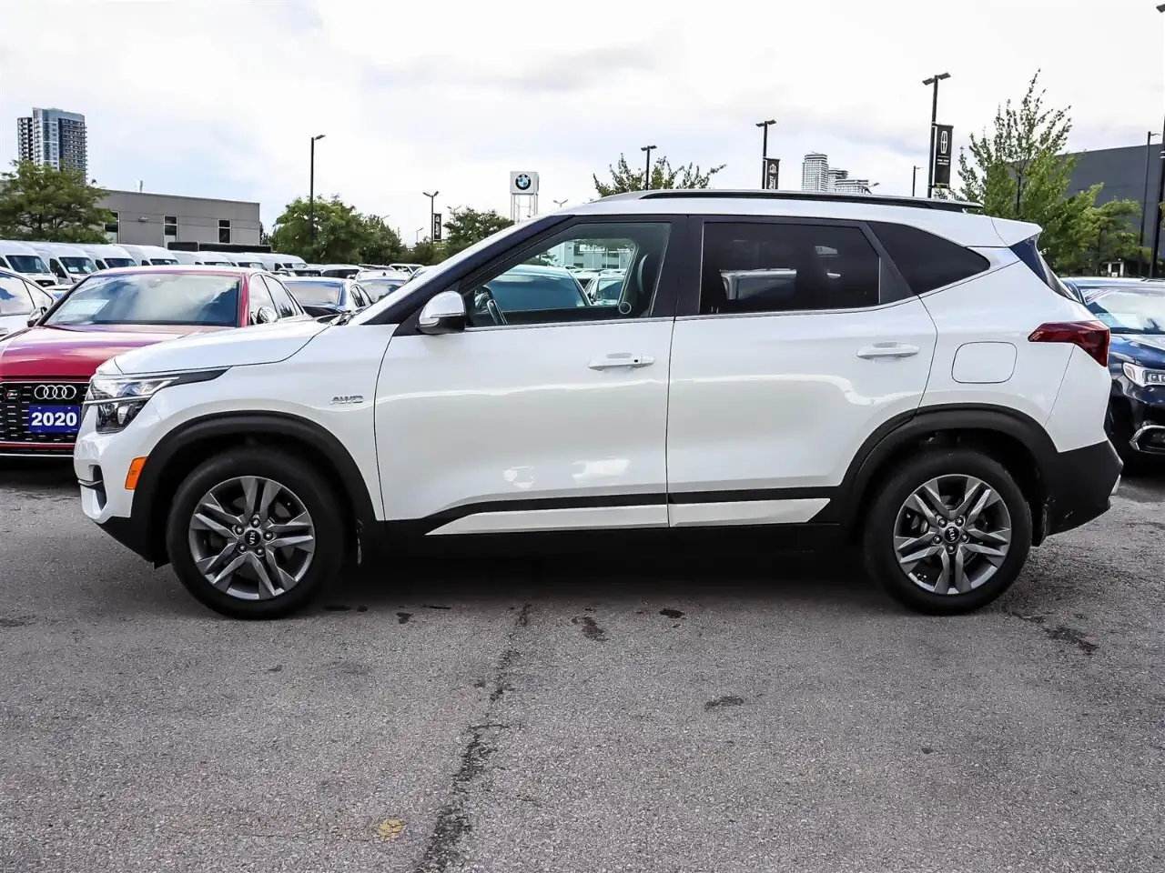 Kia Seltos снимка Kia Seltos