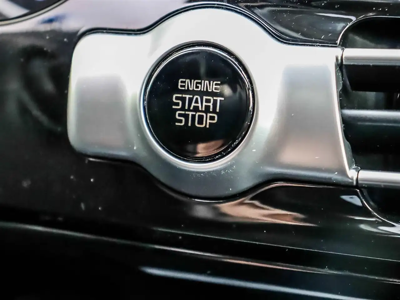 Kia Seltos снимка Kia Seltos