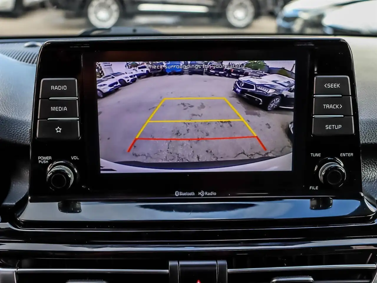 Kia Seltos снимка Kia Seltos