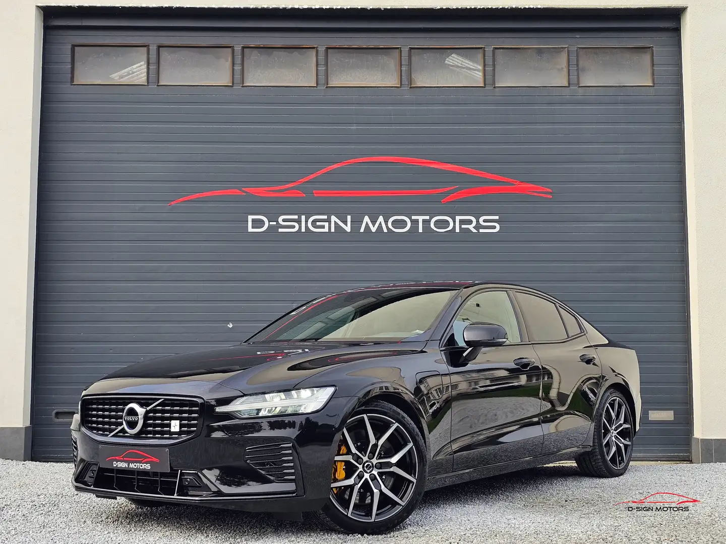 Volvo S60 2.0 T8 AWD 405ch POLESTAR ENGINEERED 2020 76.000km Fekete - 1