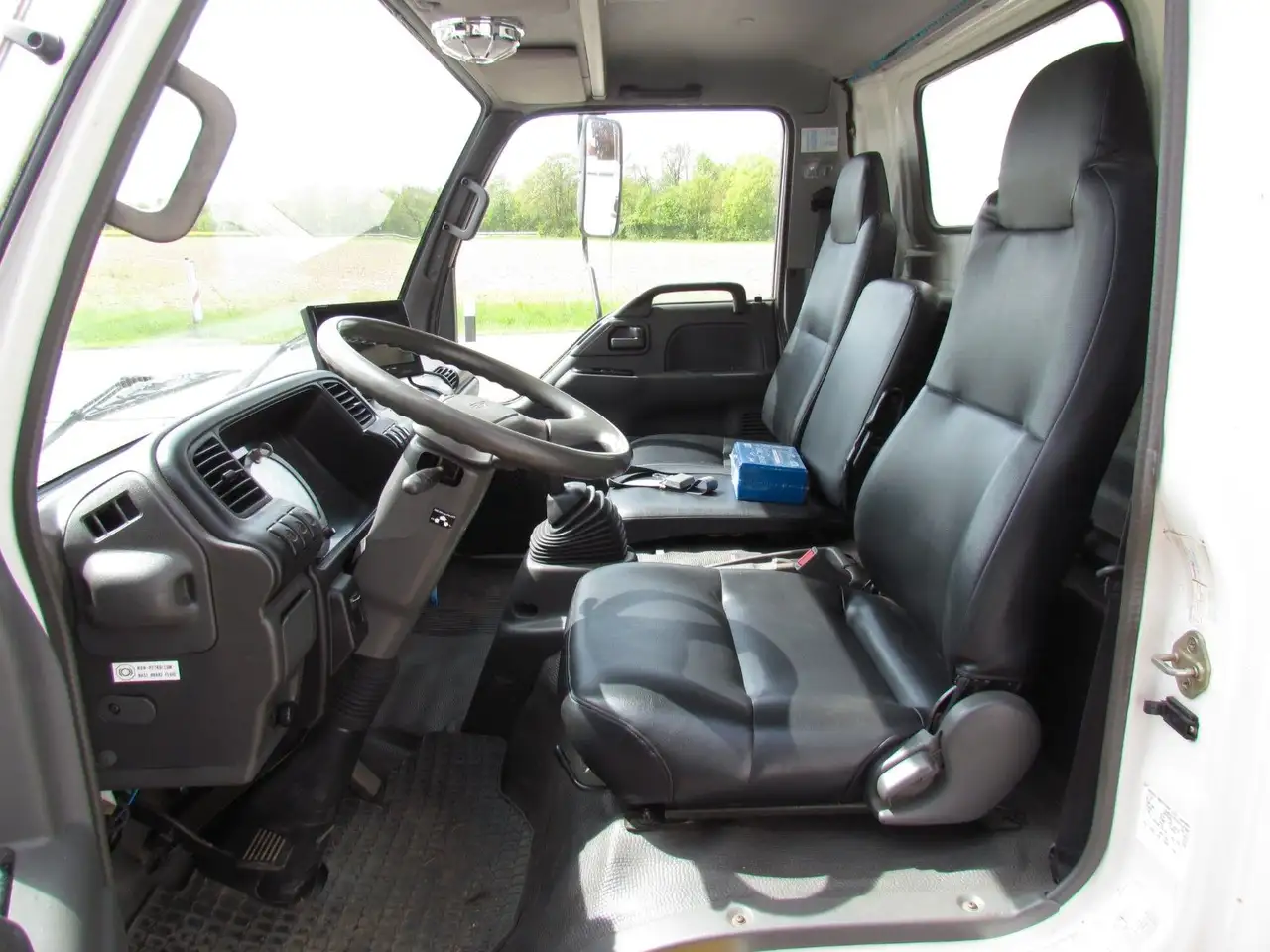 Isuzu Sport Pferde Transporter, foto 8