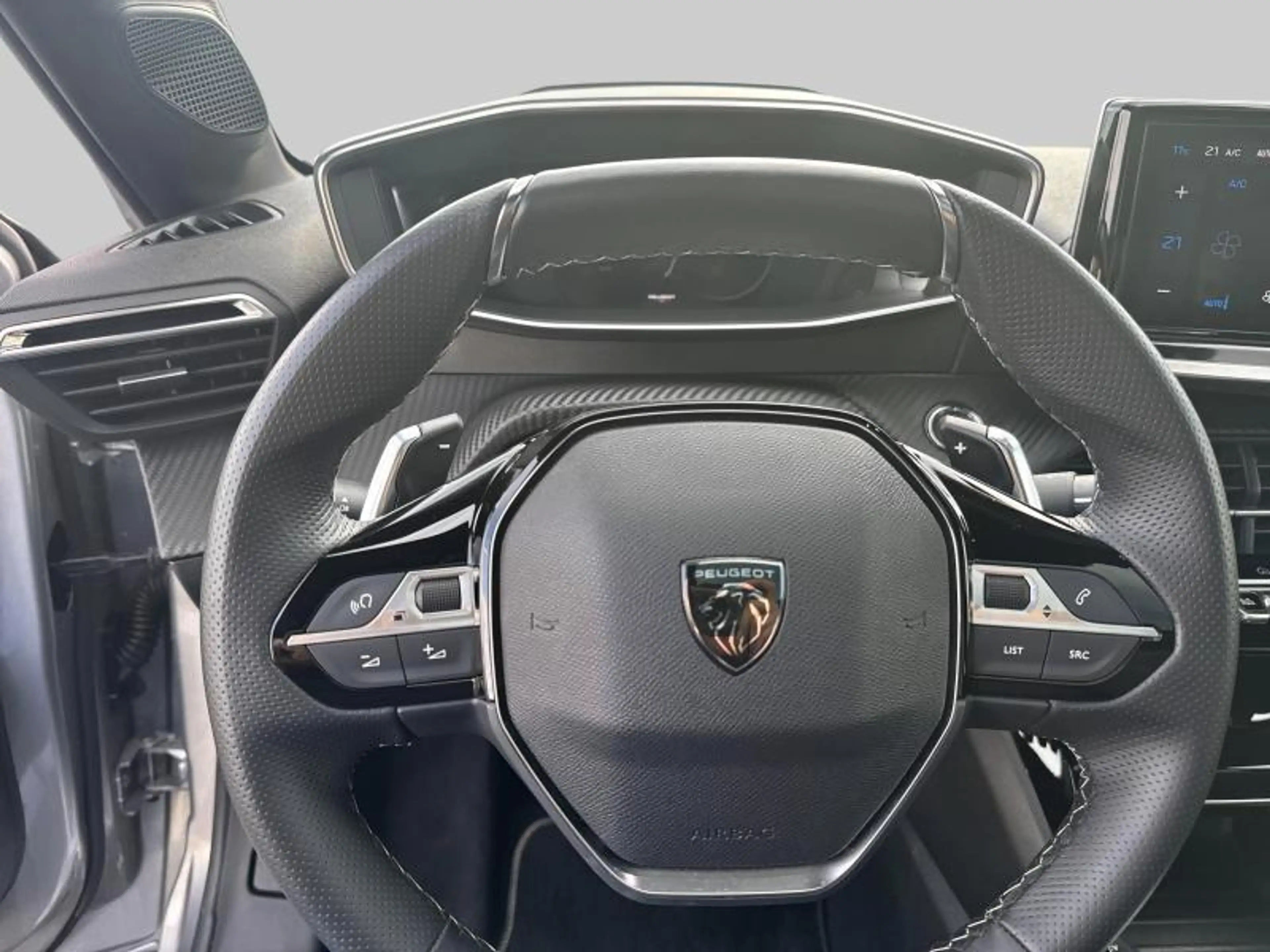 Peugeot 208 GT 1.2 Hybrid 136 e-DSC6 — photo 14