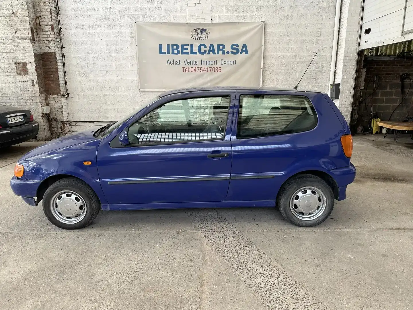 Volkswagen Polo 1.0i Azul - 1