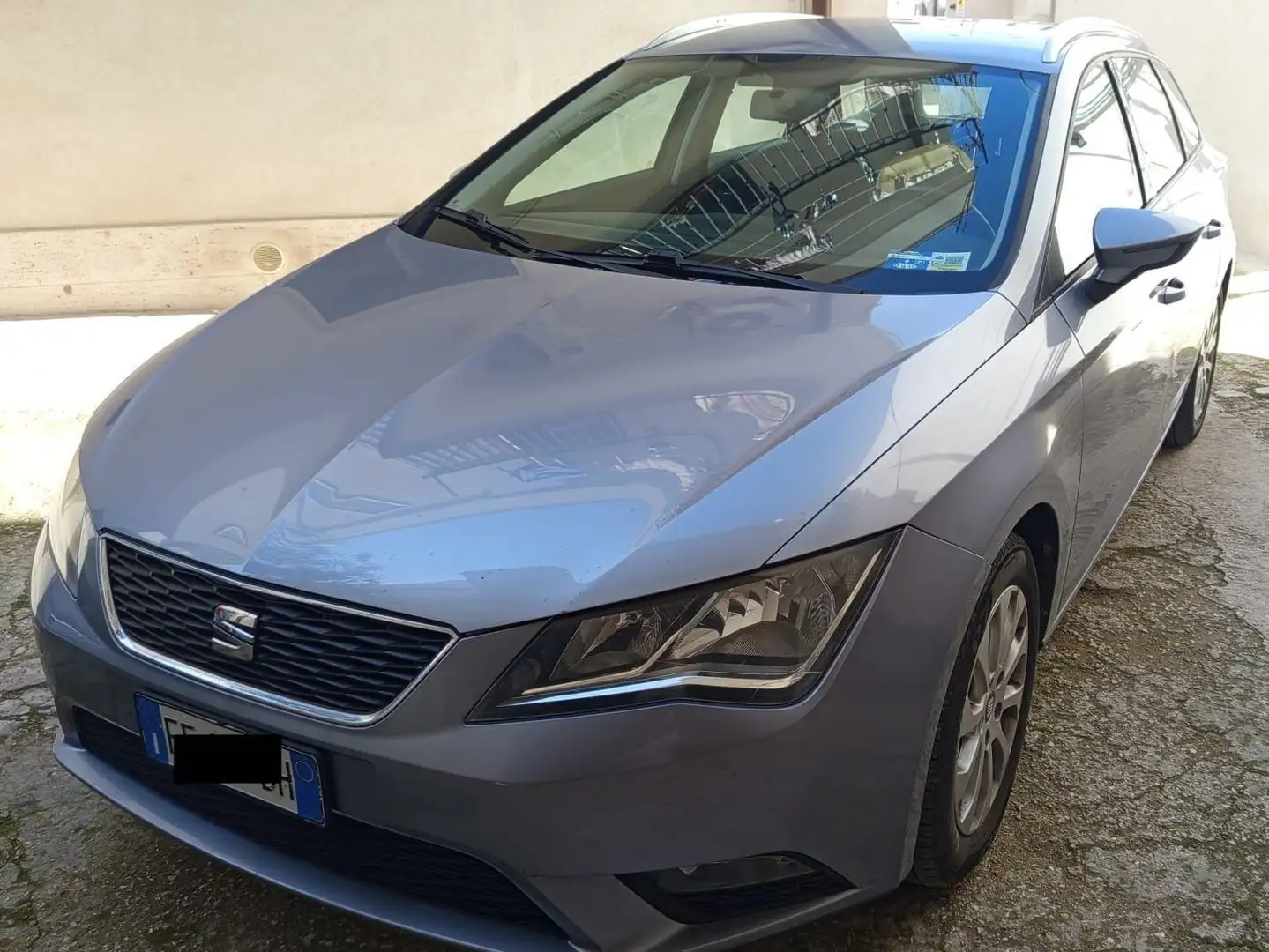 SEAT Leon Leon ST 1.6 DSG 110 CV Business Grigio - 2