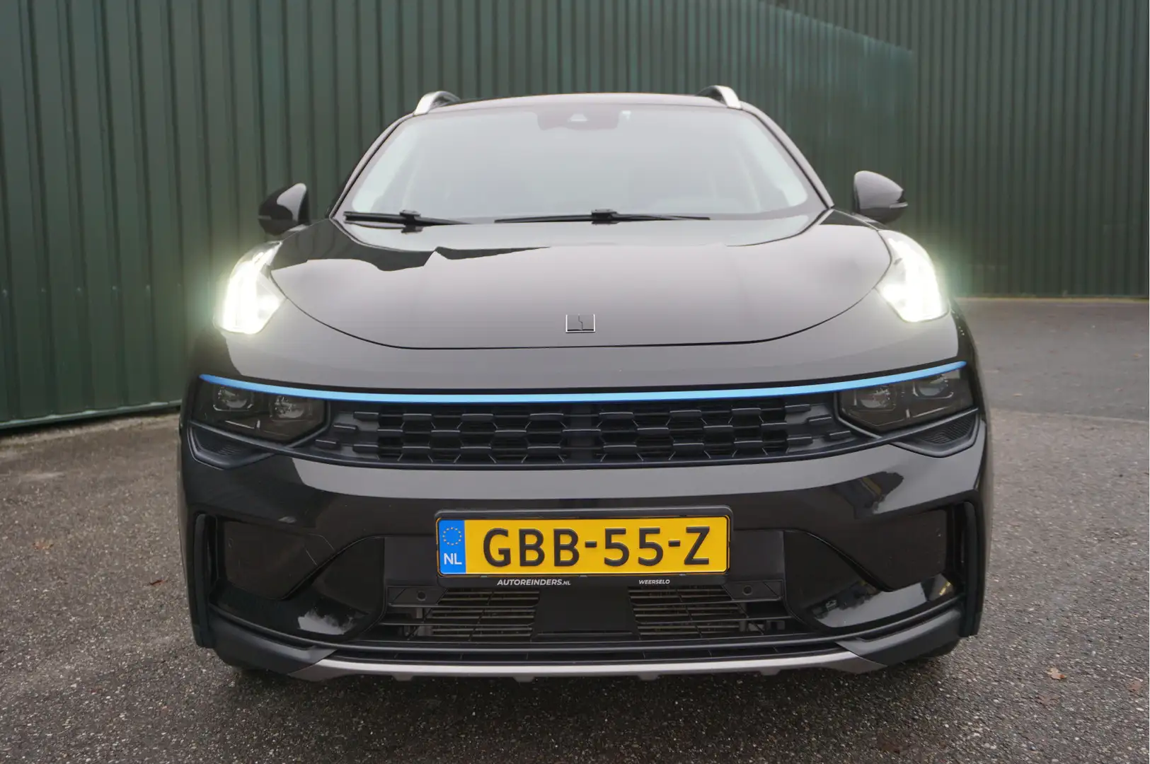 Lynk & Co 01 1.5 Hybrid + Camera/ Navi/ Carplay/ LED/ Panoramad Zwart - 2
