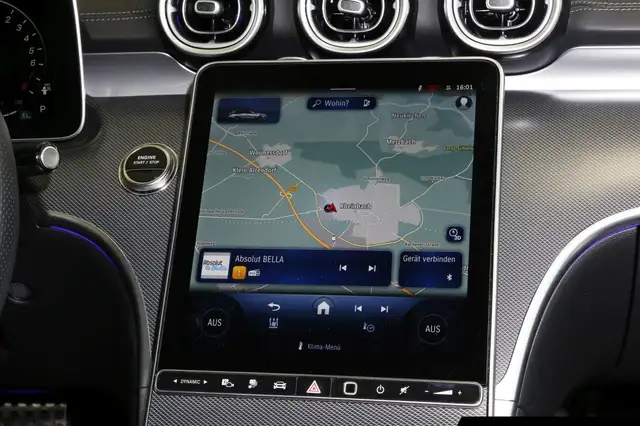 Mercedes-Benz C-Class view 12