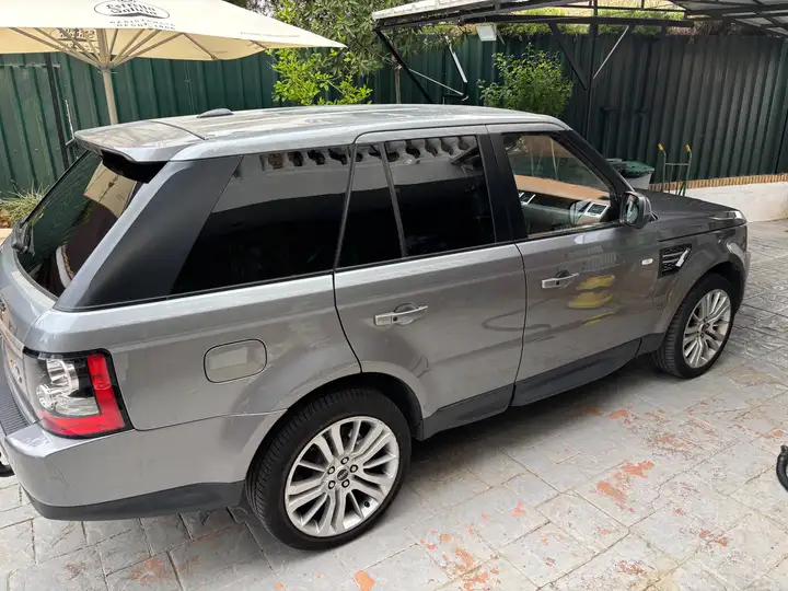 Land Rover Range Rover Sport 3.0 SDV6 HSE 2012, foto 4