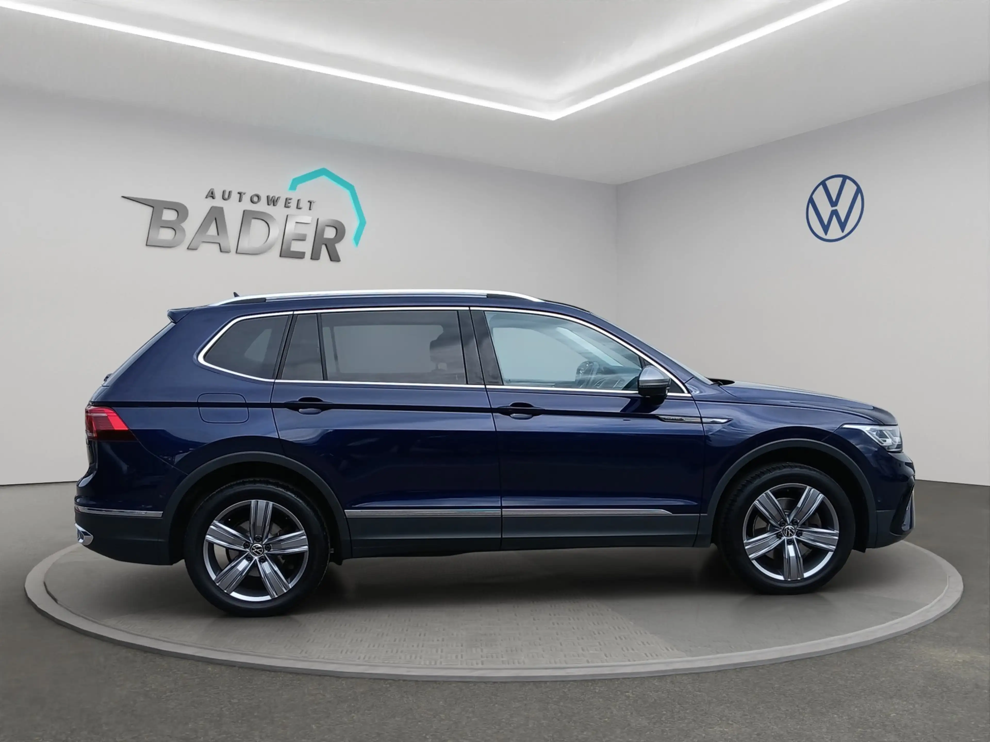Volkswagen Tiguan Allspace Elegance 4Motion Standh. ACC AHK — photo 7