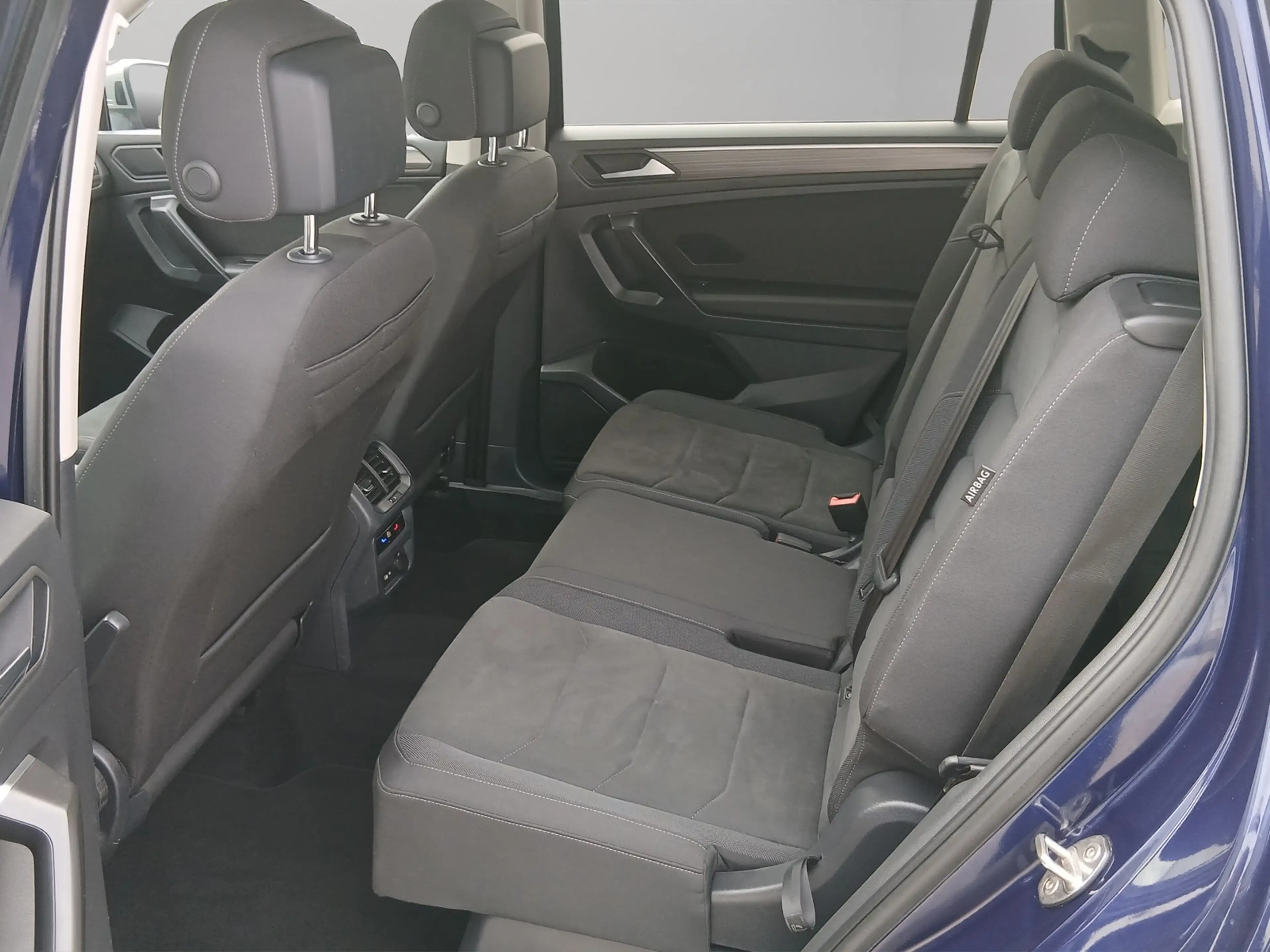Volkswagen Tiguan Allspace Elegance 4Motion Standh. ACC AHK — photo 13