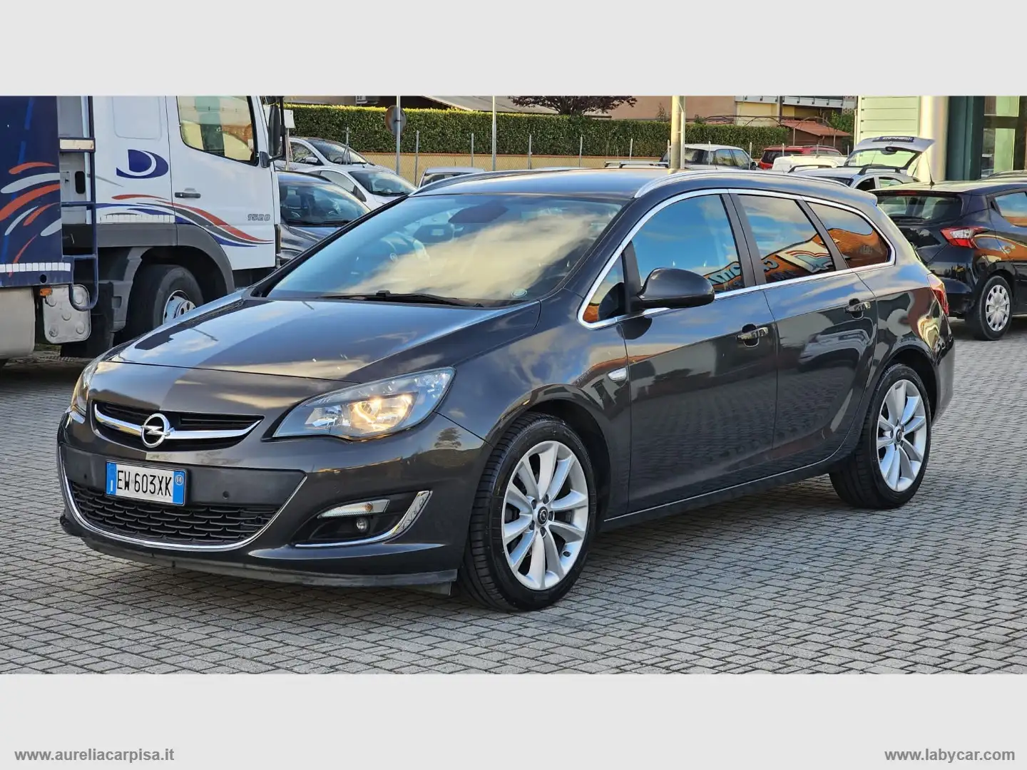Opel Astra 1.6 CDTI 136 CV EcoF. S&S ST Cosmo Grau - 1