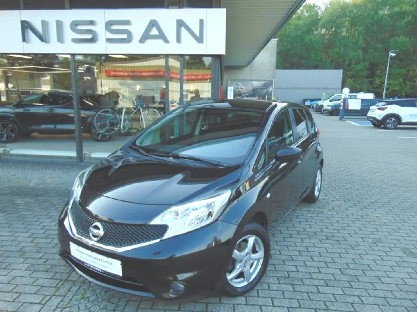 Nissan Note Visia 1.5 dCi 5 MT Schwarz - 1