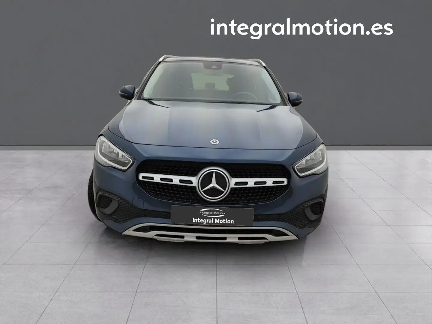Mercedes-Benz GLA 180 d Business Azul - 2