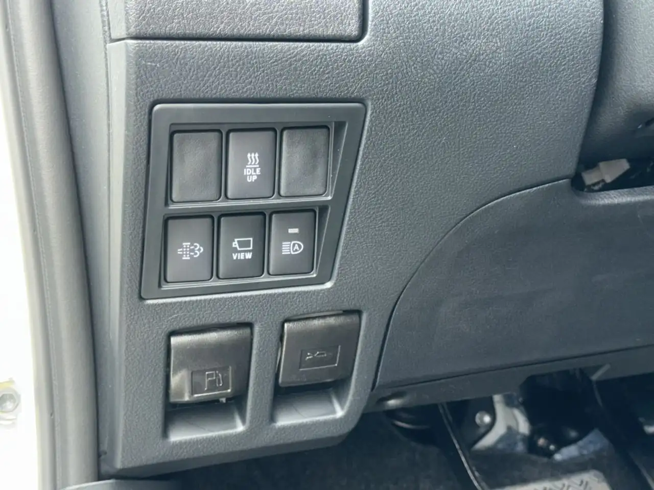 Toyota Hilux 2.8 Mild-Hybrid Double Cab Invincible 360°,sofort 16