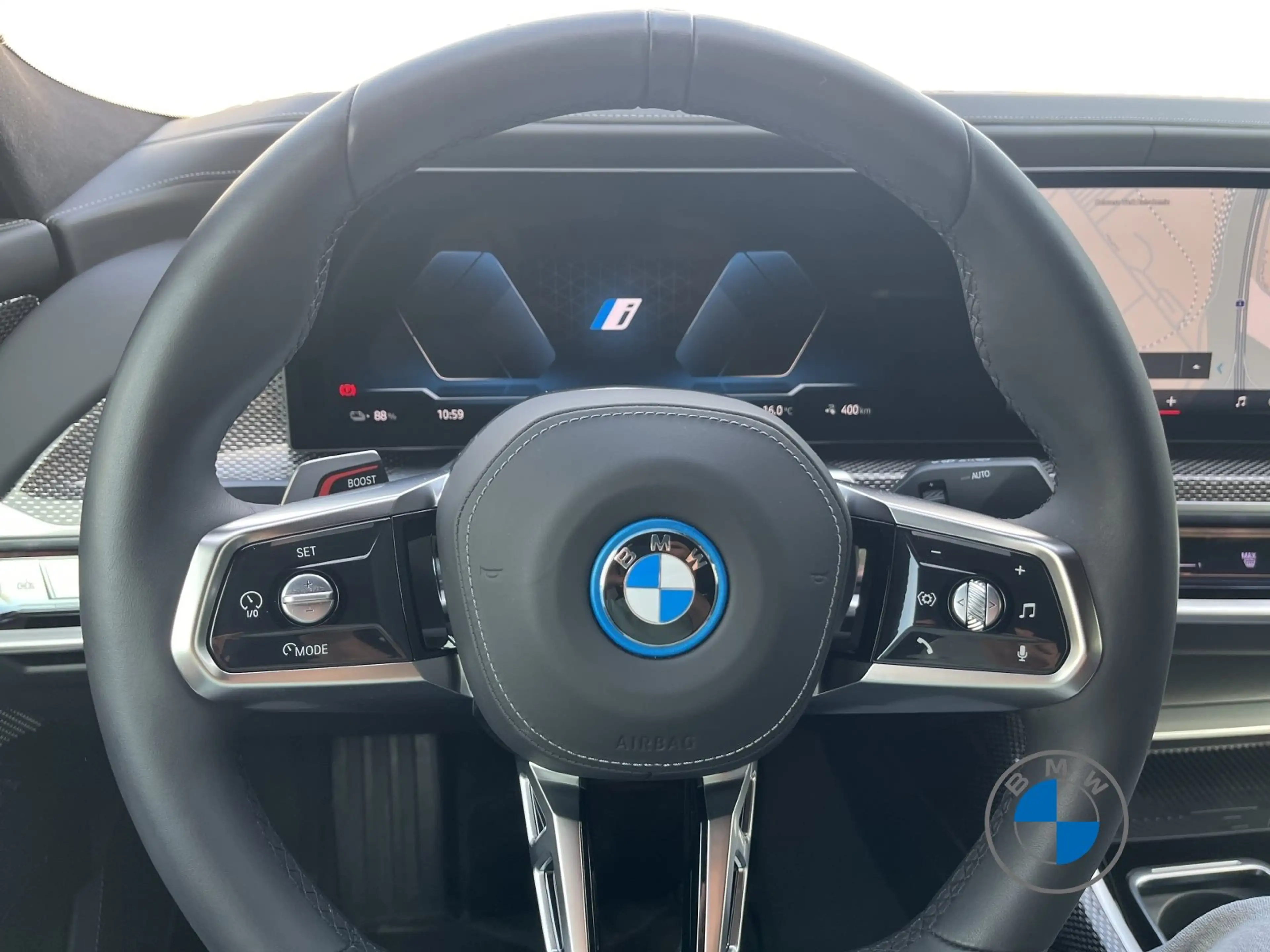 BMW i7 60 xDrive  M Sport Pro 21" Fond TV Pano Sky — photo 12