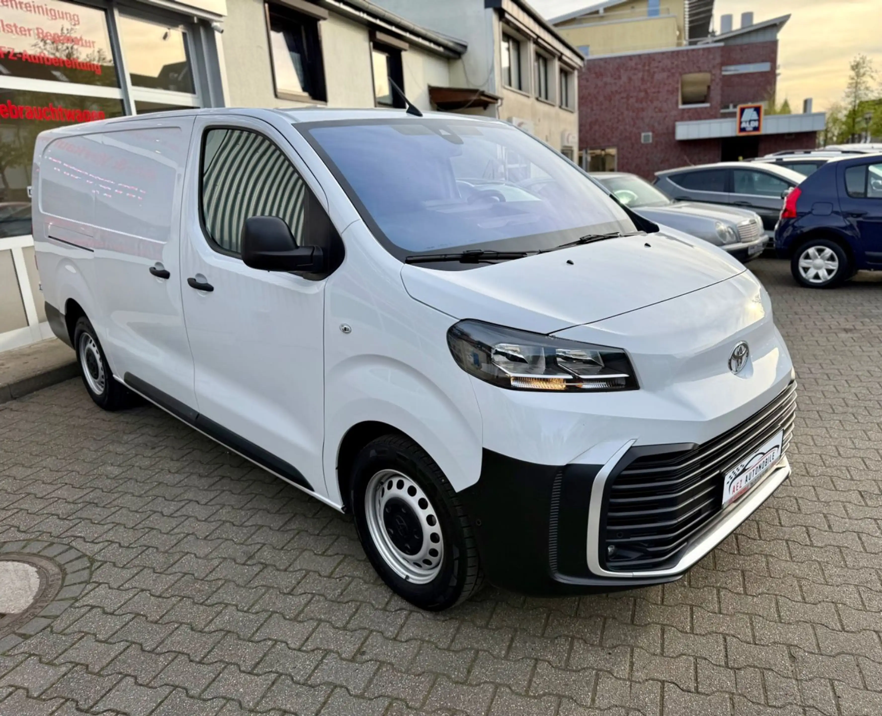 Toyota Proace L2 Kasten Meister*17.000 Km* TÜV NEU* — photo 4