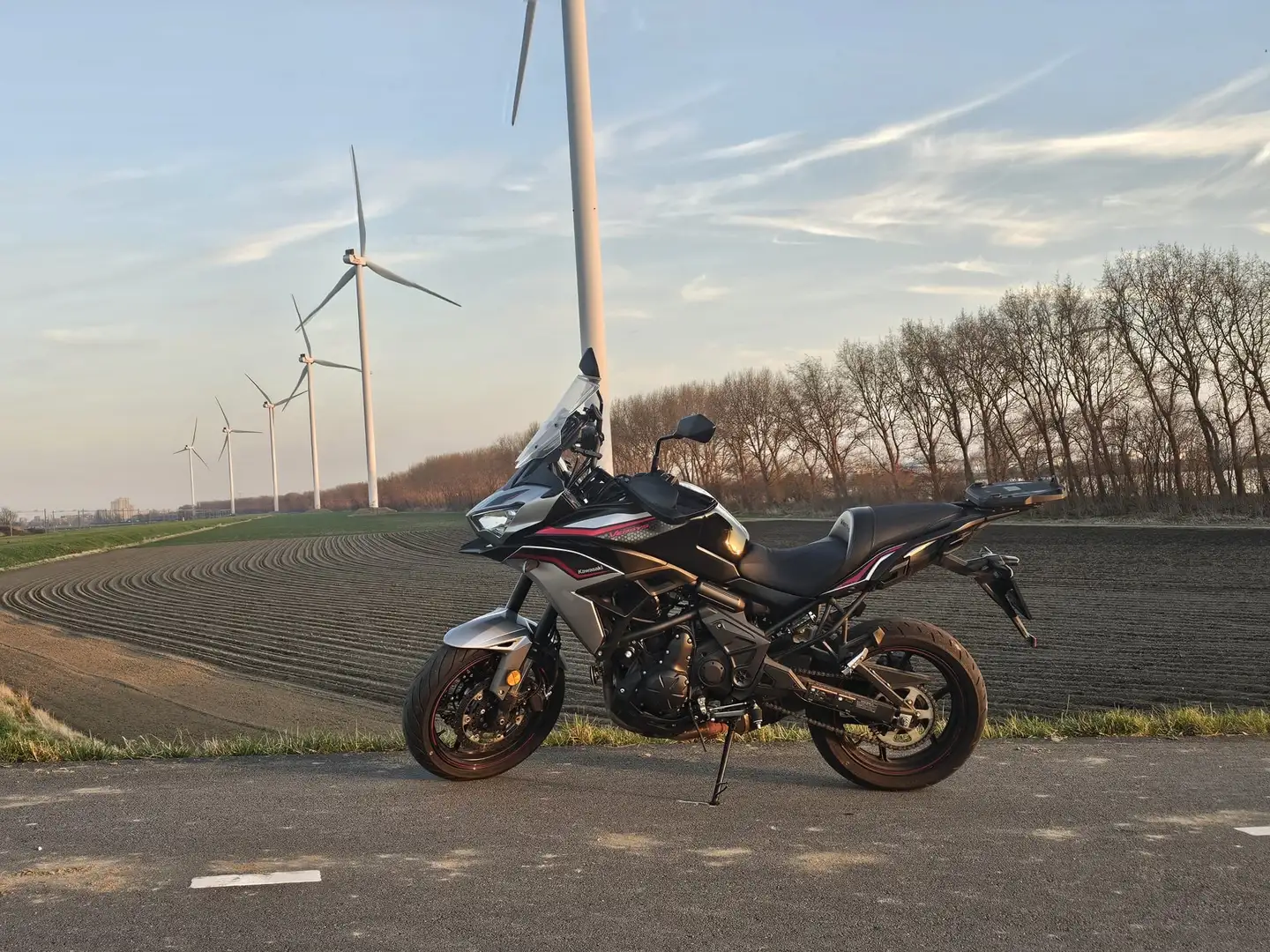 Kawasaki Versys 650 Zwart - 1