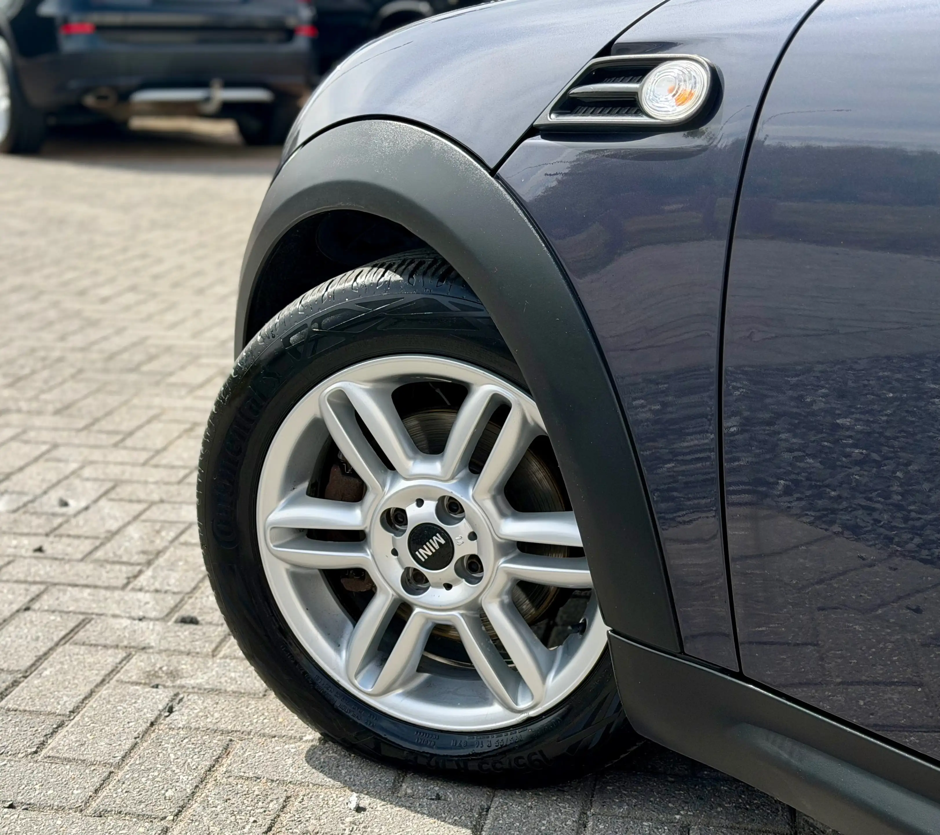 MINI Cooper D Cabrio 1.6 D — photo 12