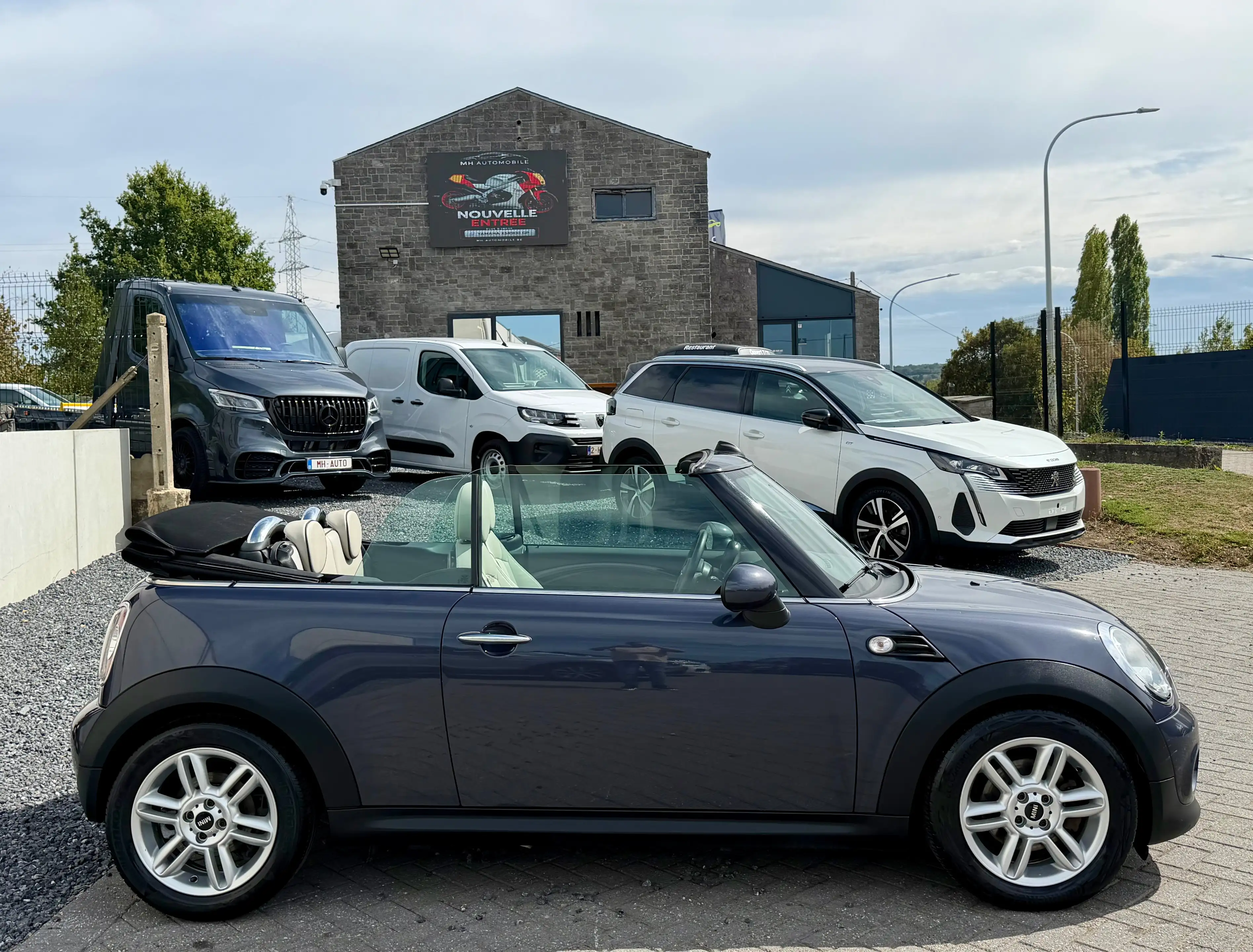 MINI Cooper D Cabrio 1.6 D — photo 3