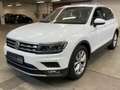 Volkswagen Tiguan 1.5 TSI ACT Highline DSG *LED*PANO*AHK*StdHZG*VOLL Wit - thumbnail 2